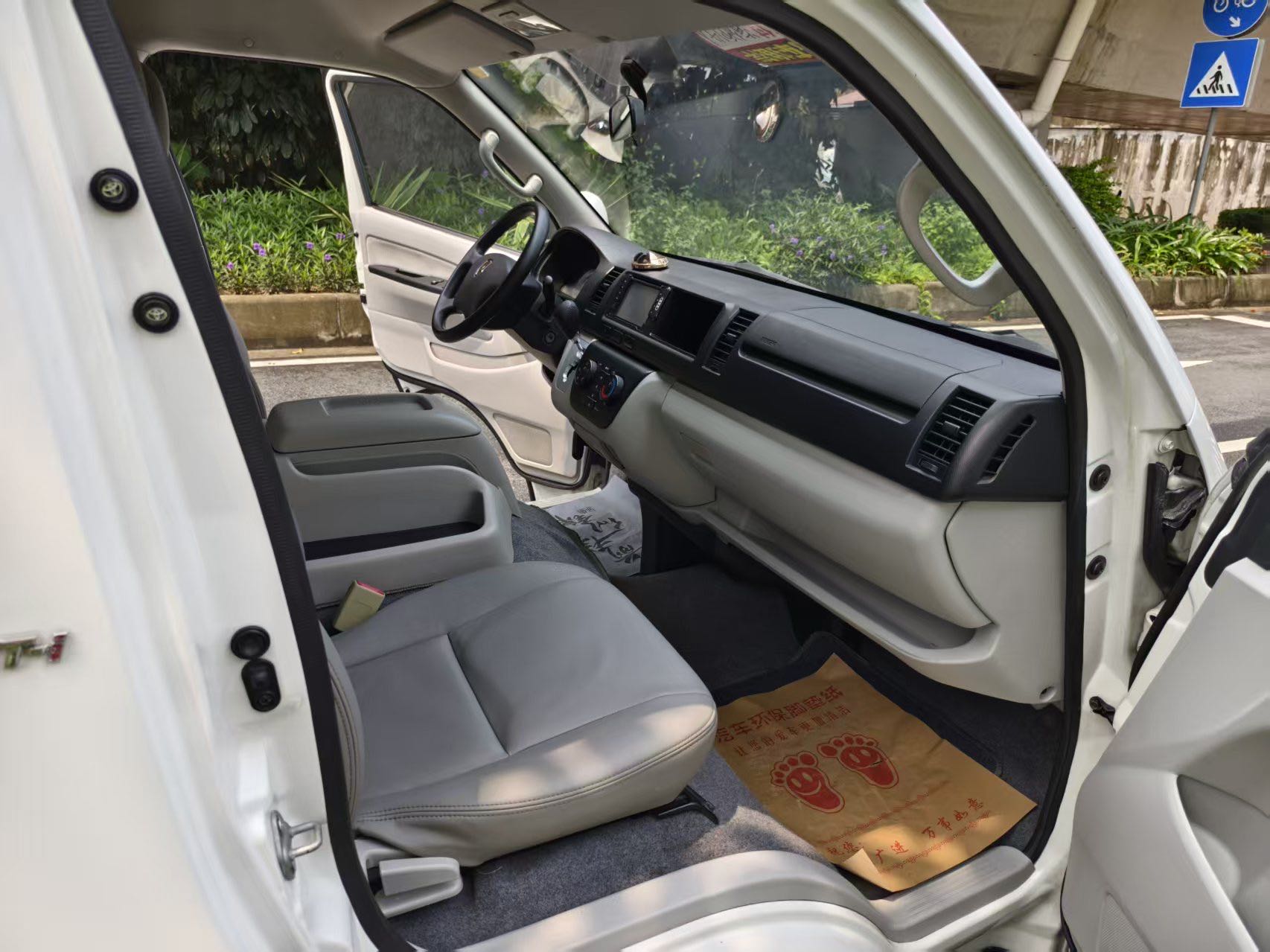 2016 JINBEI Hiace L 2.7L Van