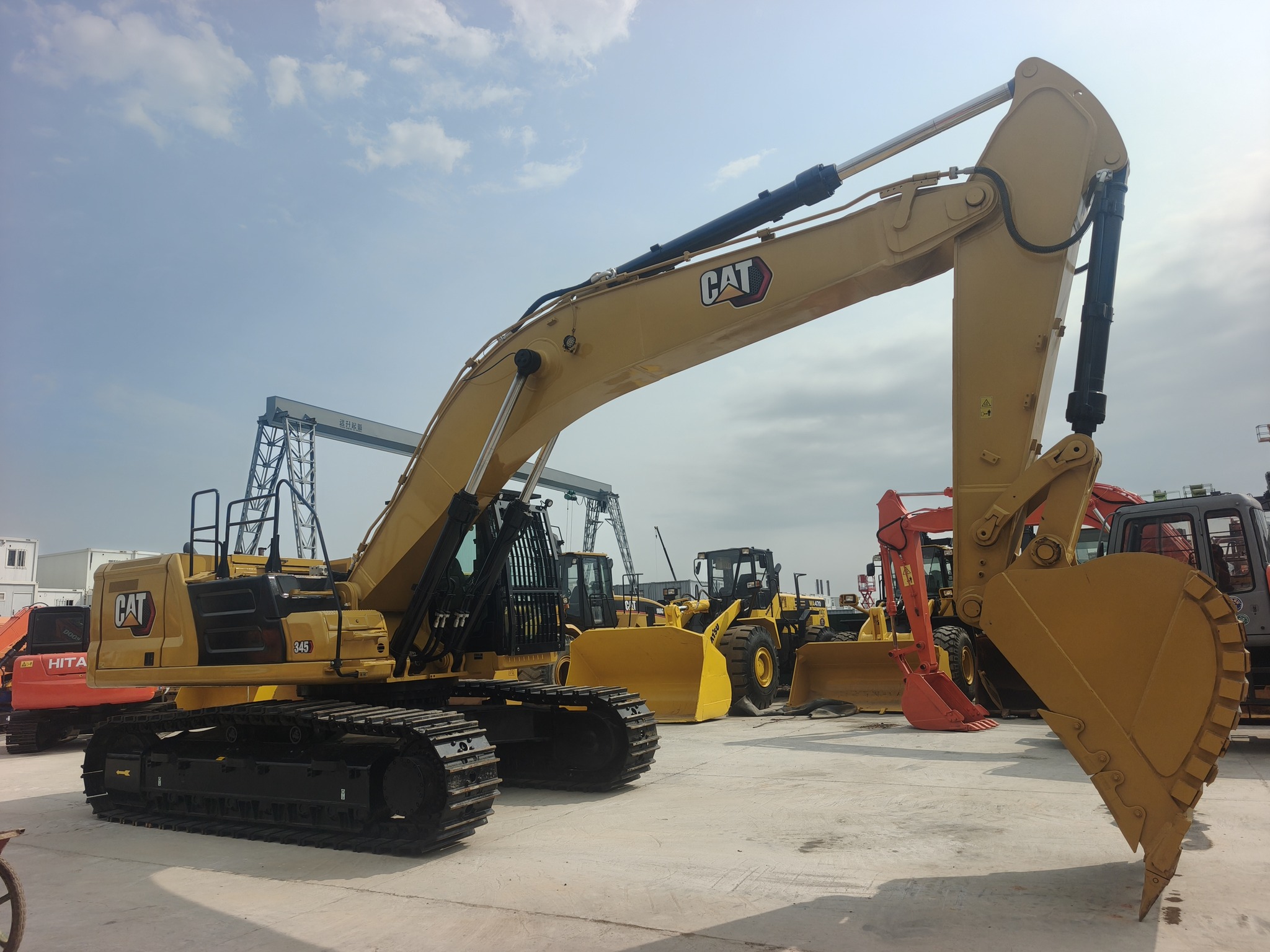 CAT Hydraulic Excavator