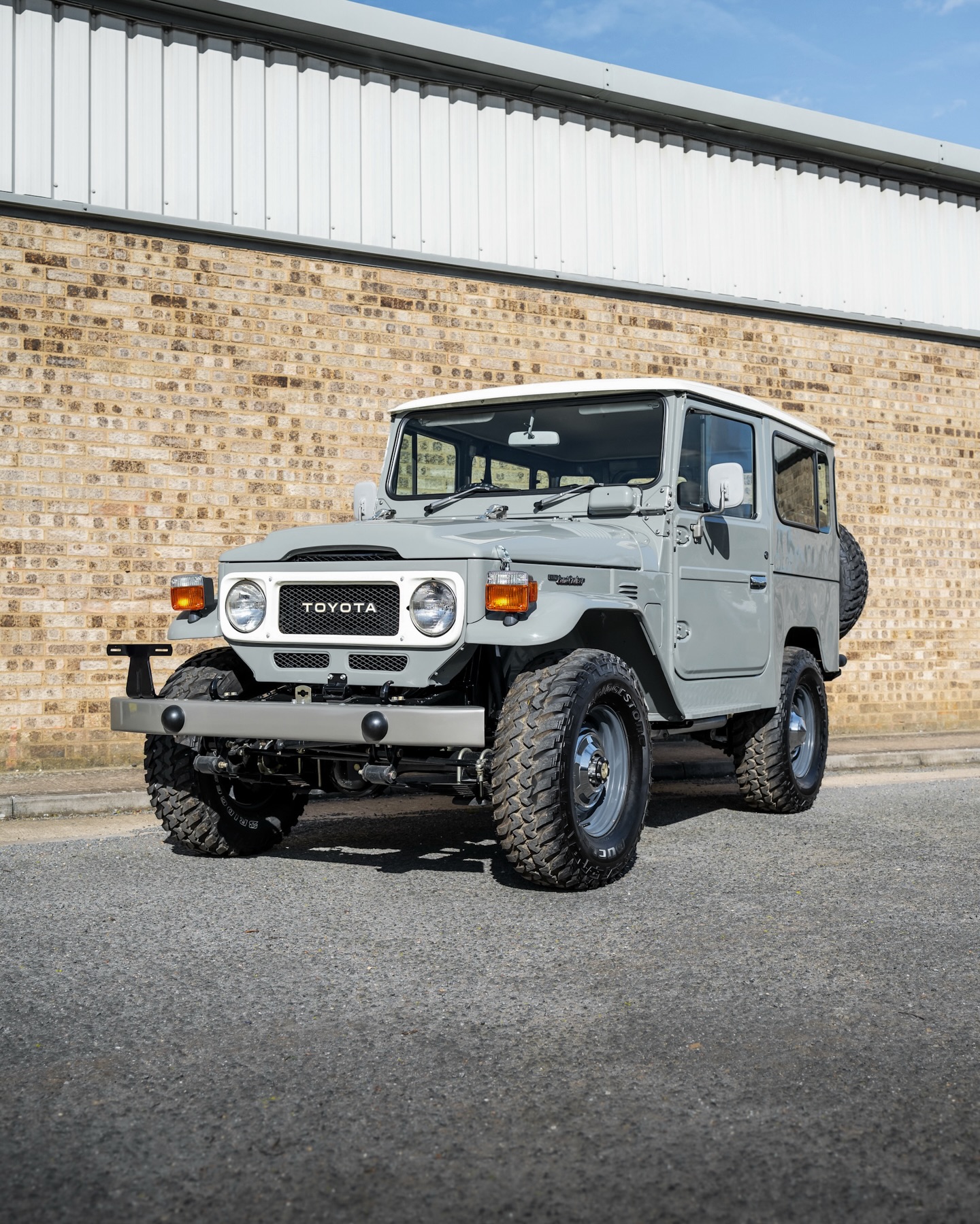Toyota Land Cruiser FJ40