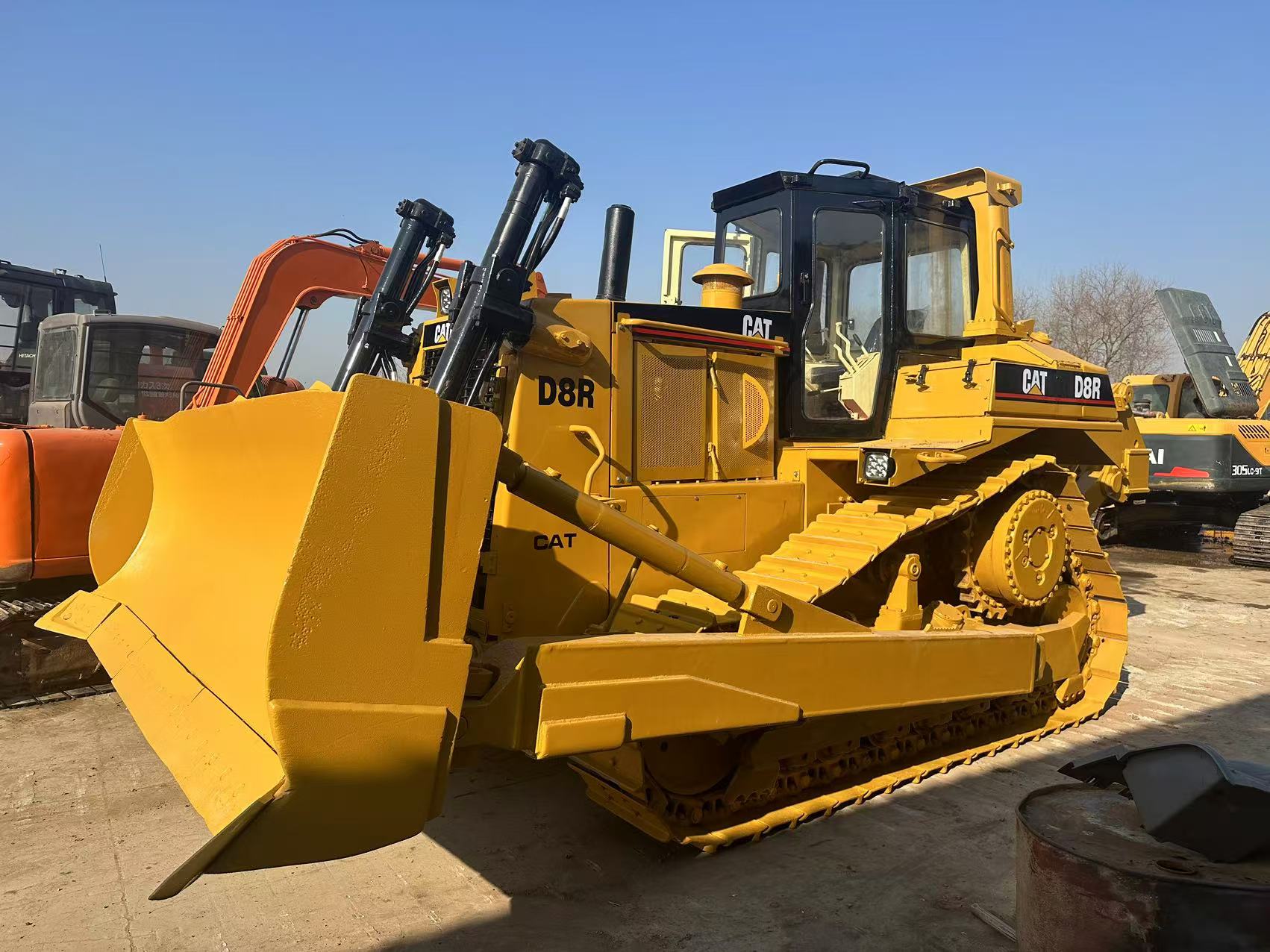 CAT D8R Bulldozer