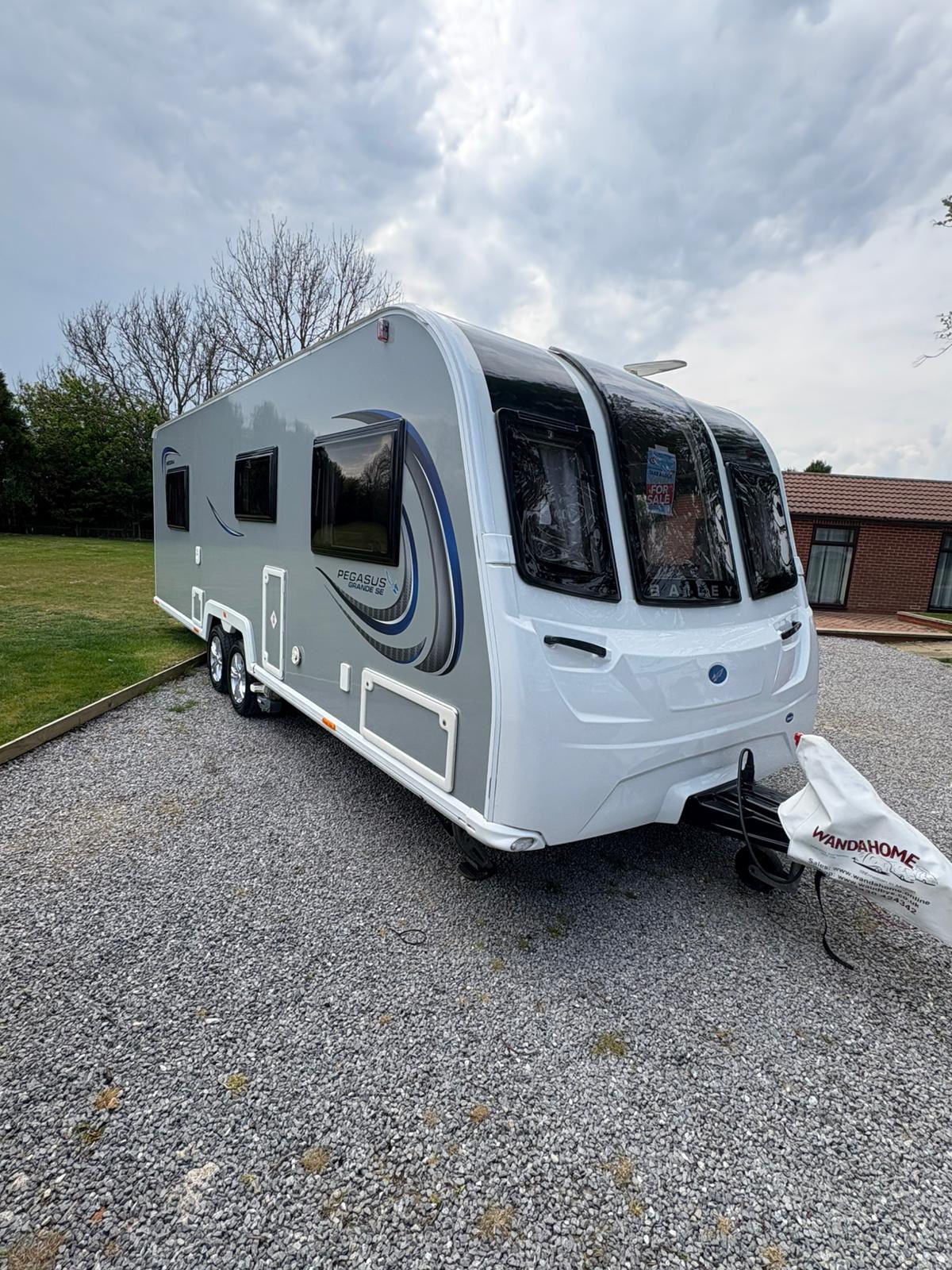 Luxury Travel Caravan