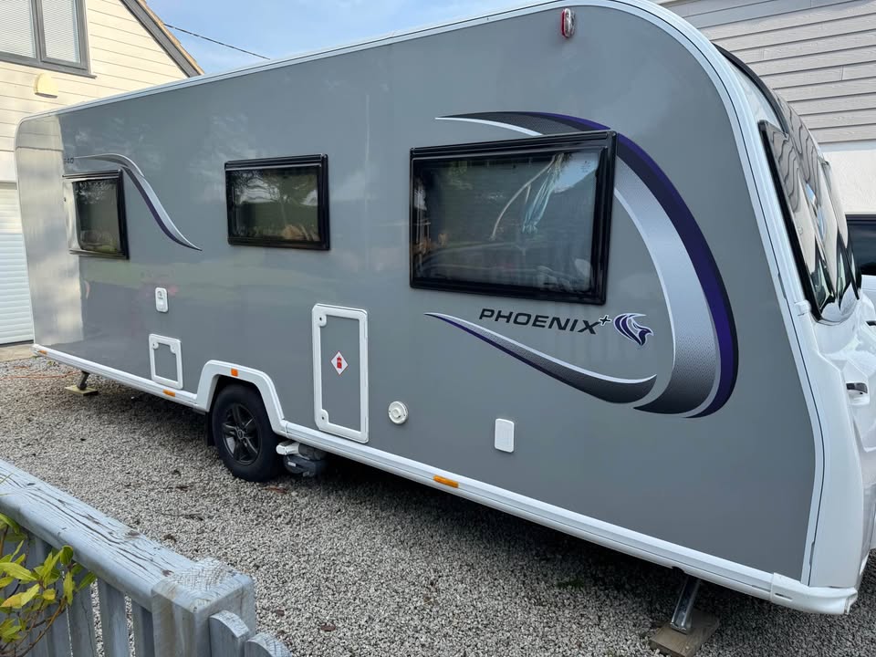 Phoenix Caravan