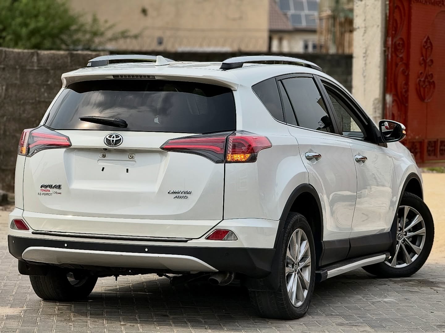 Toyota RAV4 Limited AWD