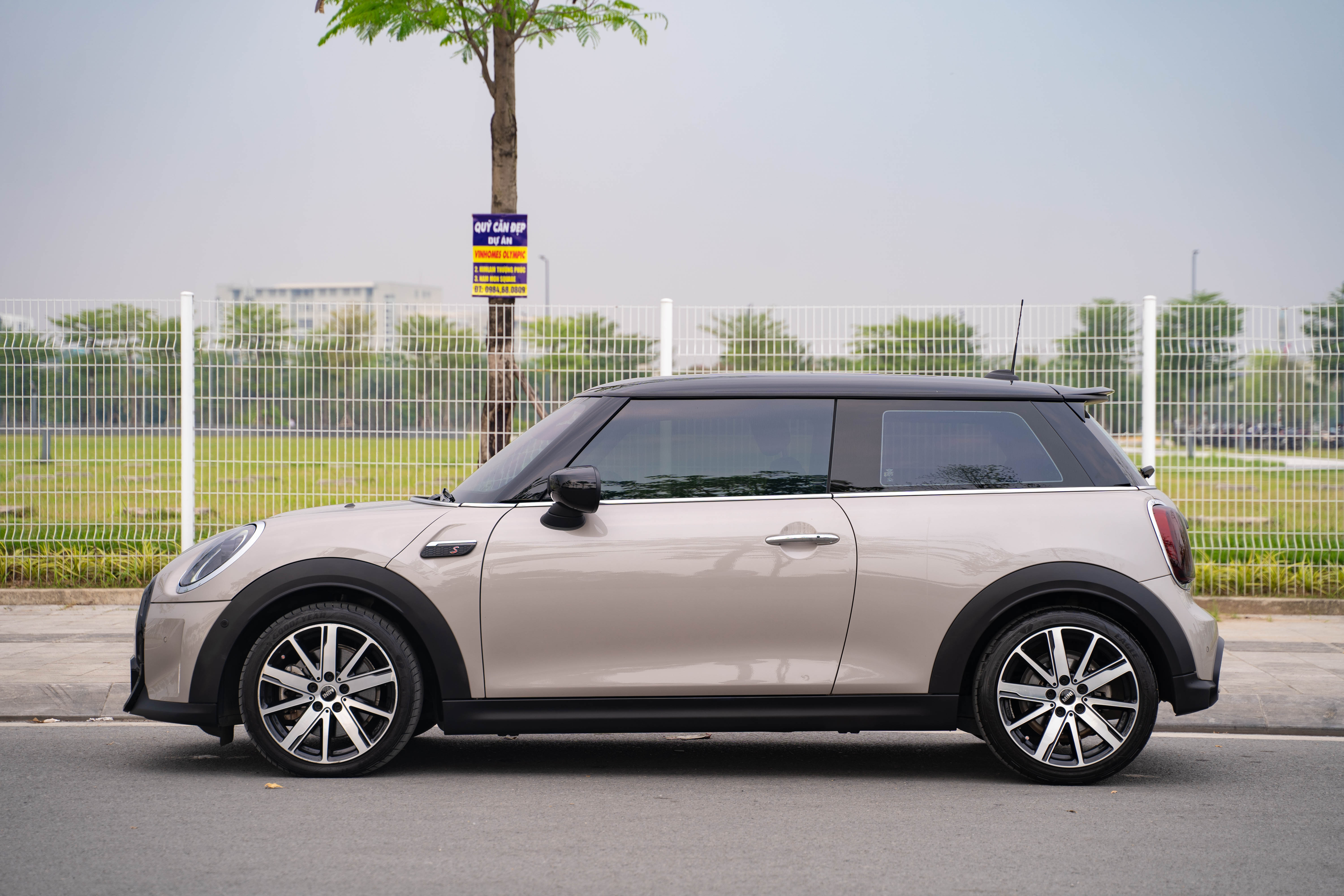 MINI Cooper S 2022 đăng kí 2024 như mới