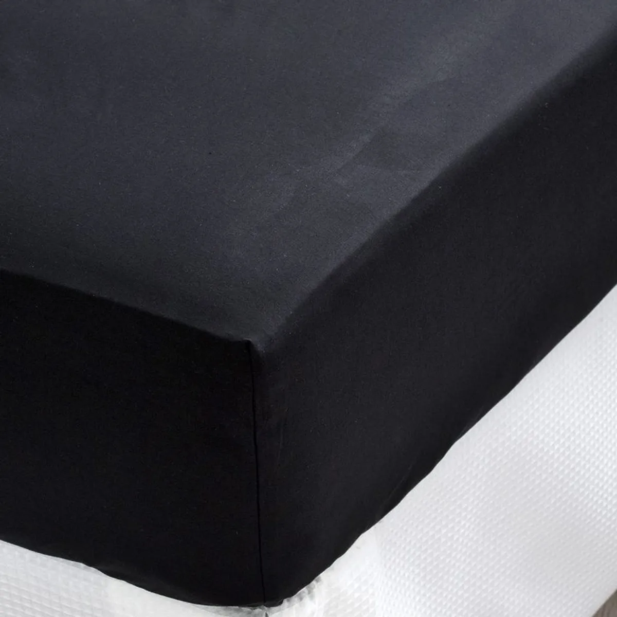 Forro de colchón antifluidos cama sencillo color negro -pastell 25 cms