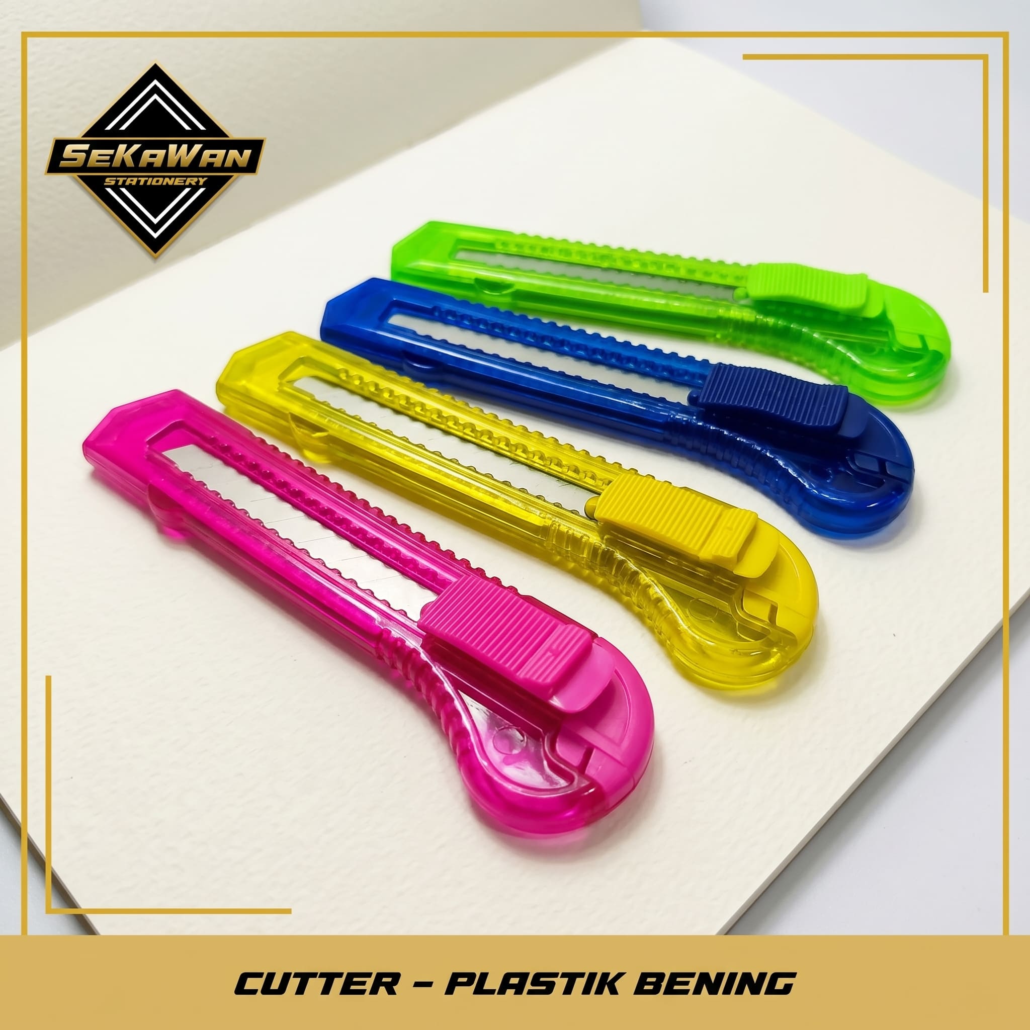 Cutter Plastik Evata Anti Pecah L-150 - Kater Serbaguna 18mm Tajam - Cutter Bening & Doff Warna-Warni Random