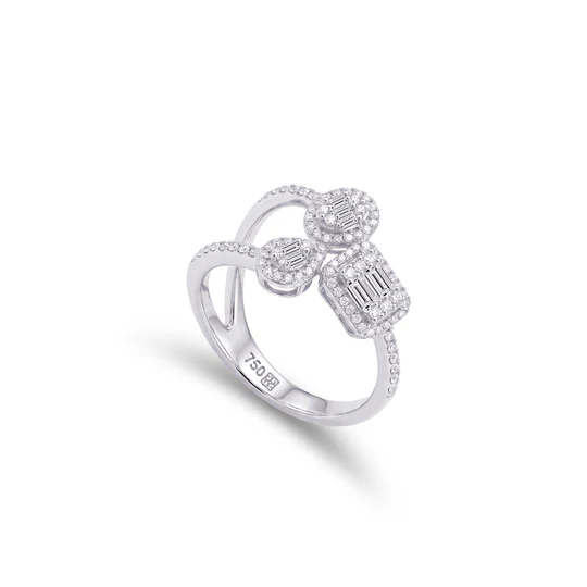 Elegant Diamond Cluster Ring