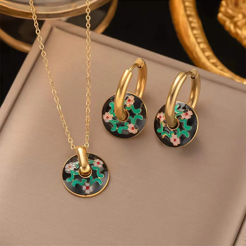 Fashionable Retro Painted Daisy Pattern Circle Necklace Earring Set 