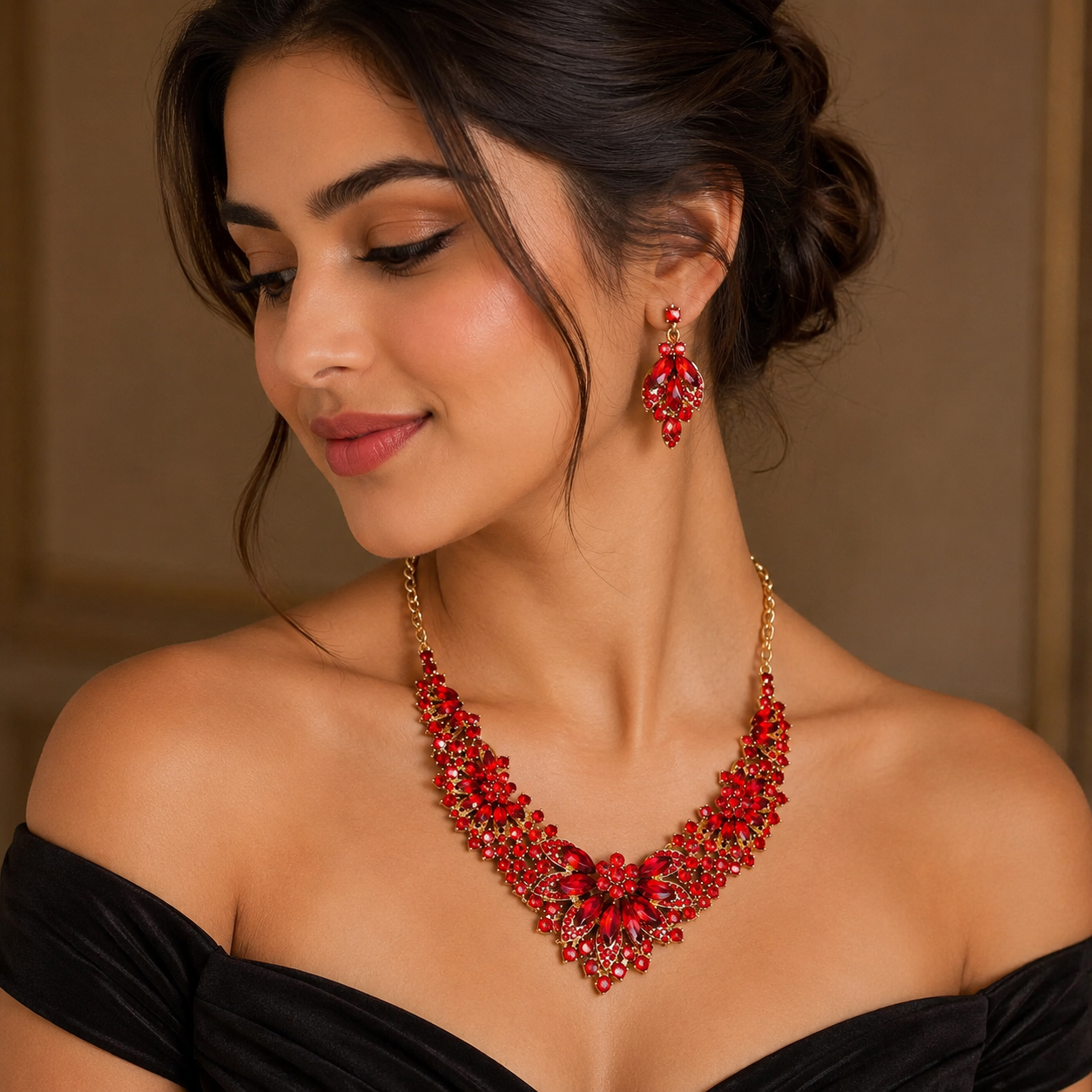 Exaggerated Floral And Leaf Necklace 