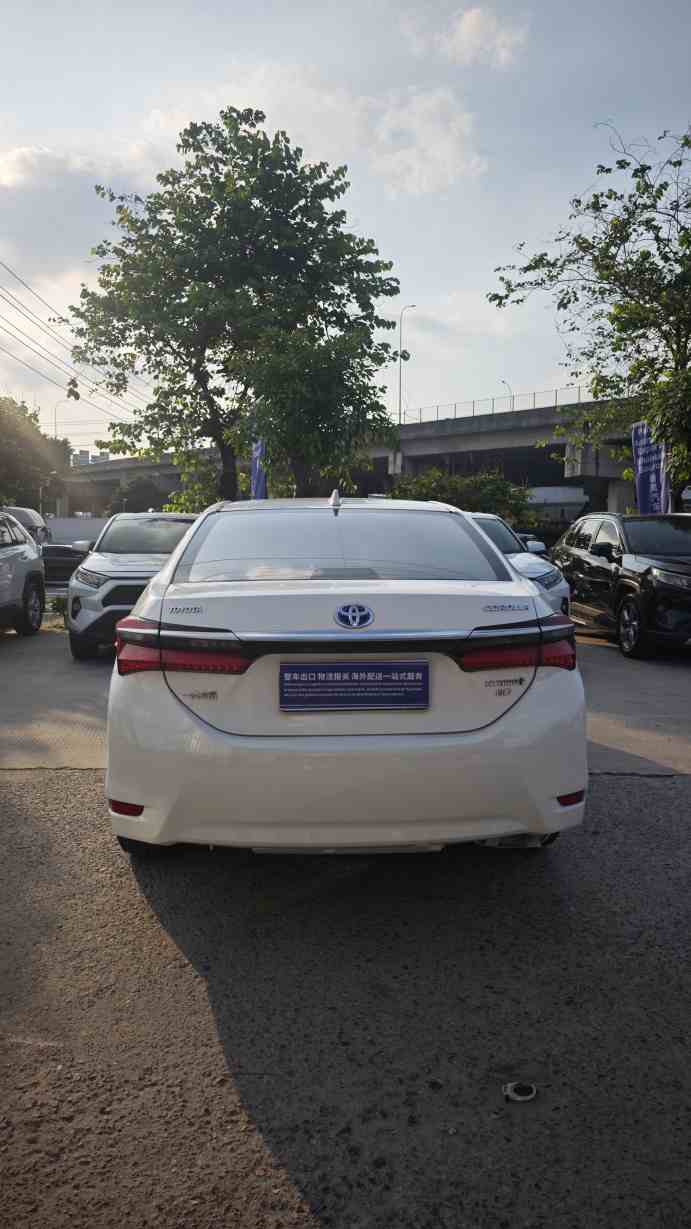 Toyota Camry 2021 – 2.0G CVT (Luxury Edition)