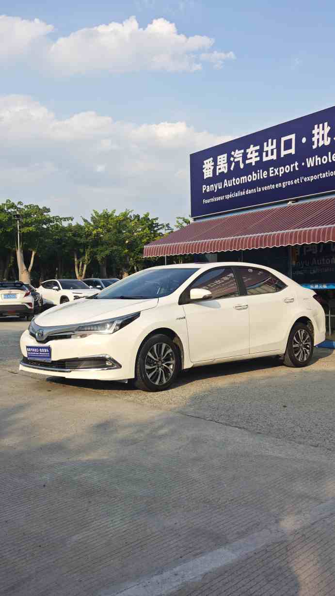 Toyota Camry 2021 – 2.0G CVT (Luxury Edition)