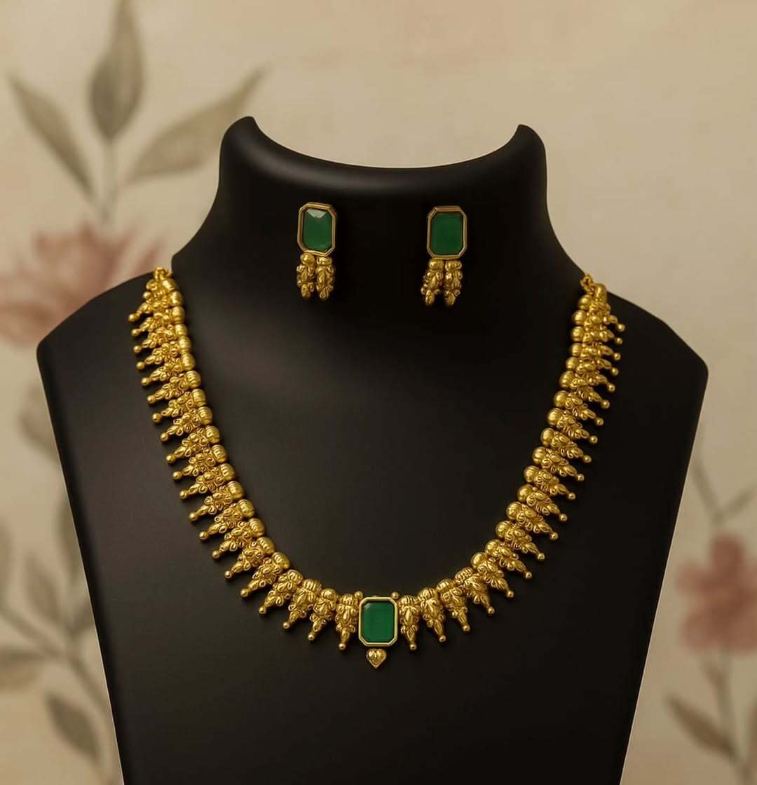 Traditional Necklace Set