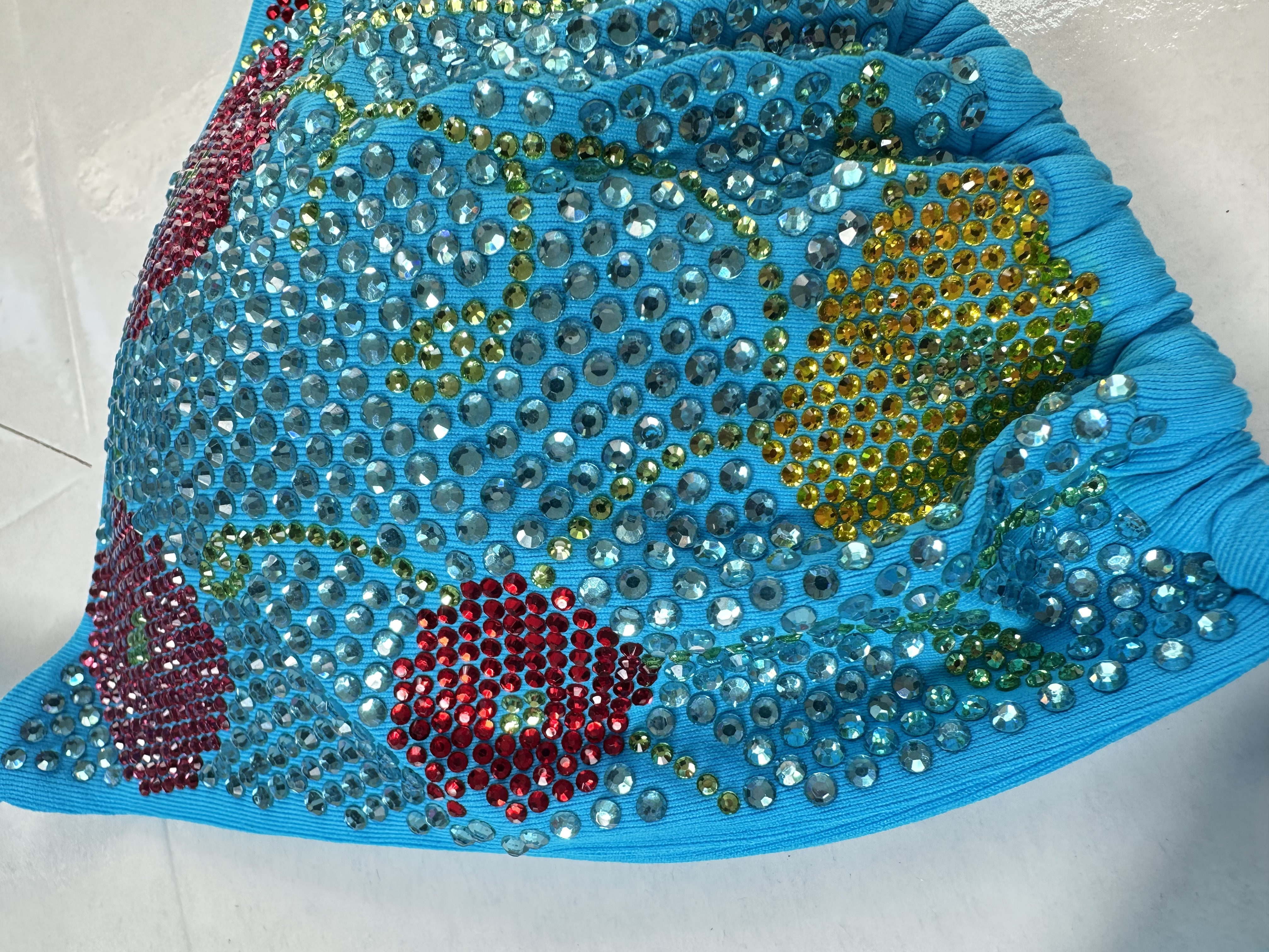 BIKINI TURCHESE TEMPESTA DI STRASS IN FIORE