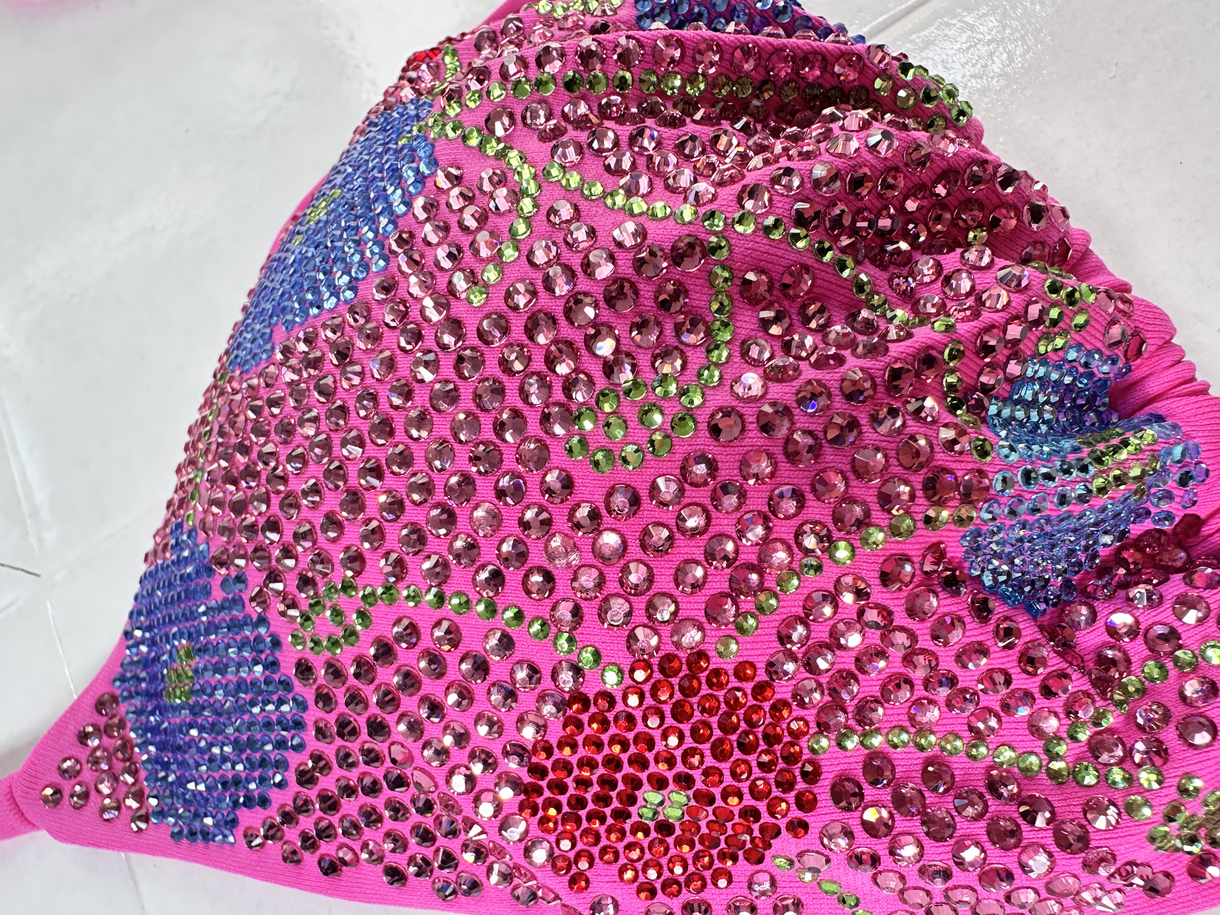 BIKINI FUXIA TEMPESTA DI STRASS IN FIORE