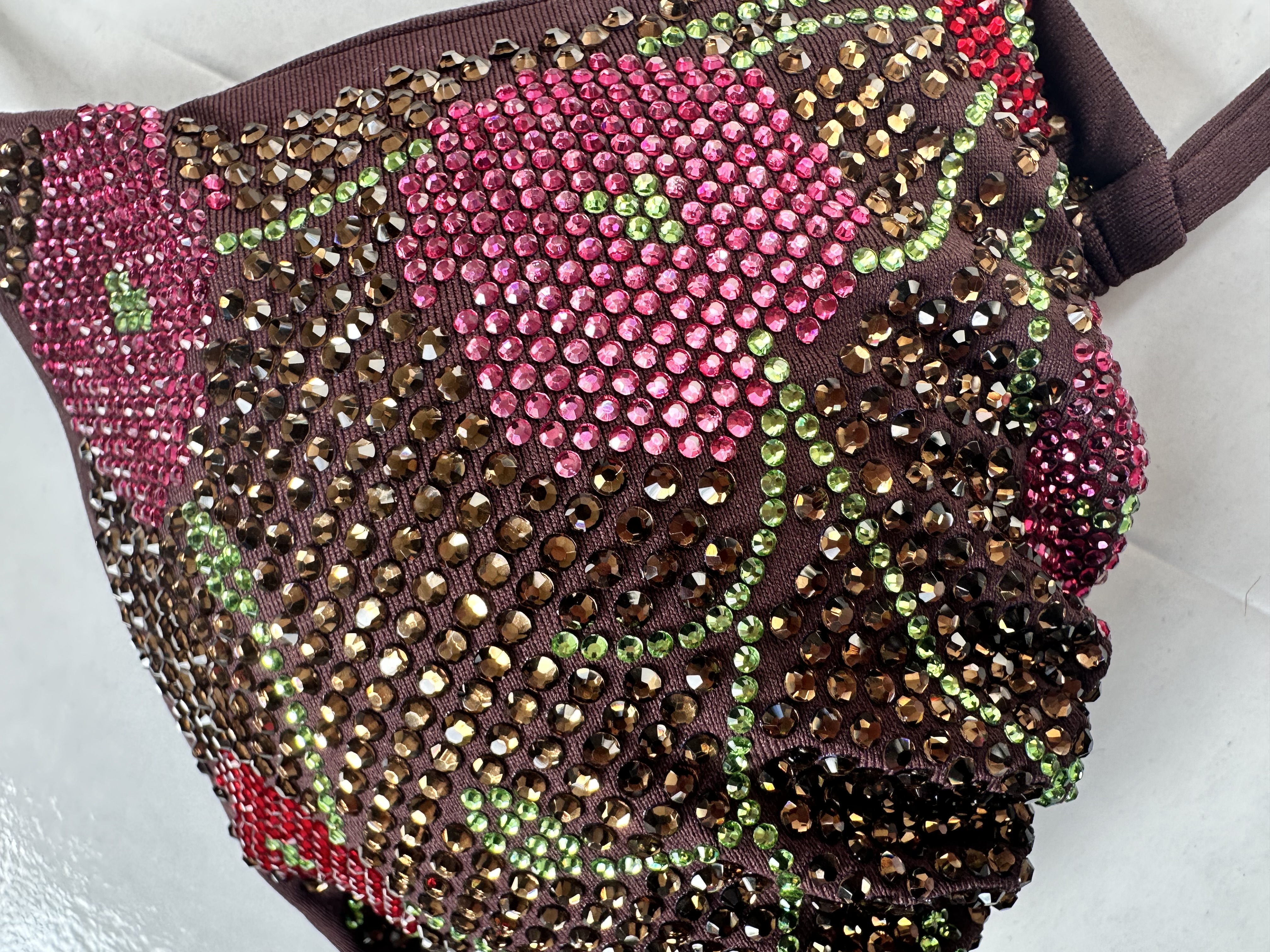 BIKINI MARRONE TEMPESTA DI STRASS IN FIORE