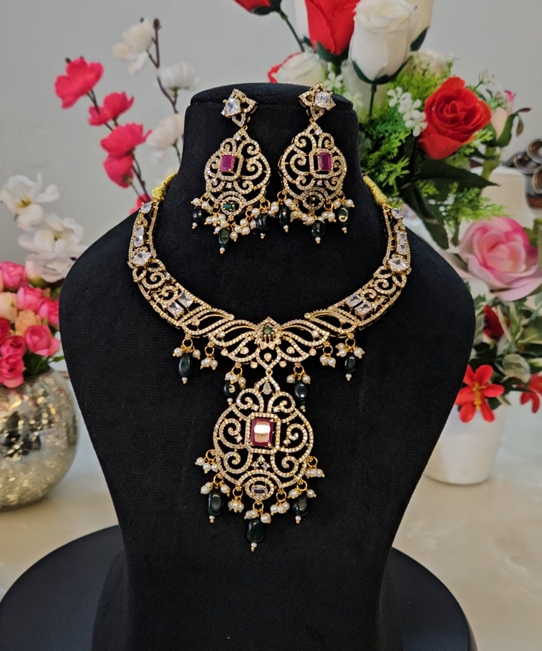  Victorian Gold Plated Kundan Necklace Set