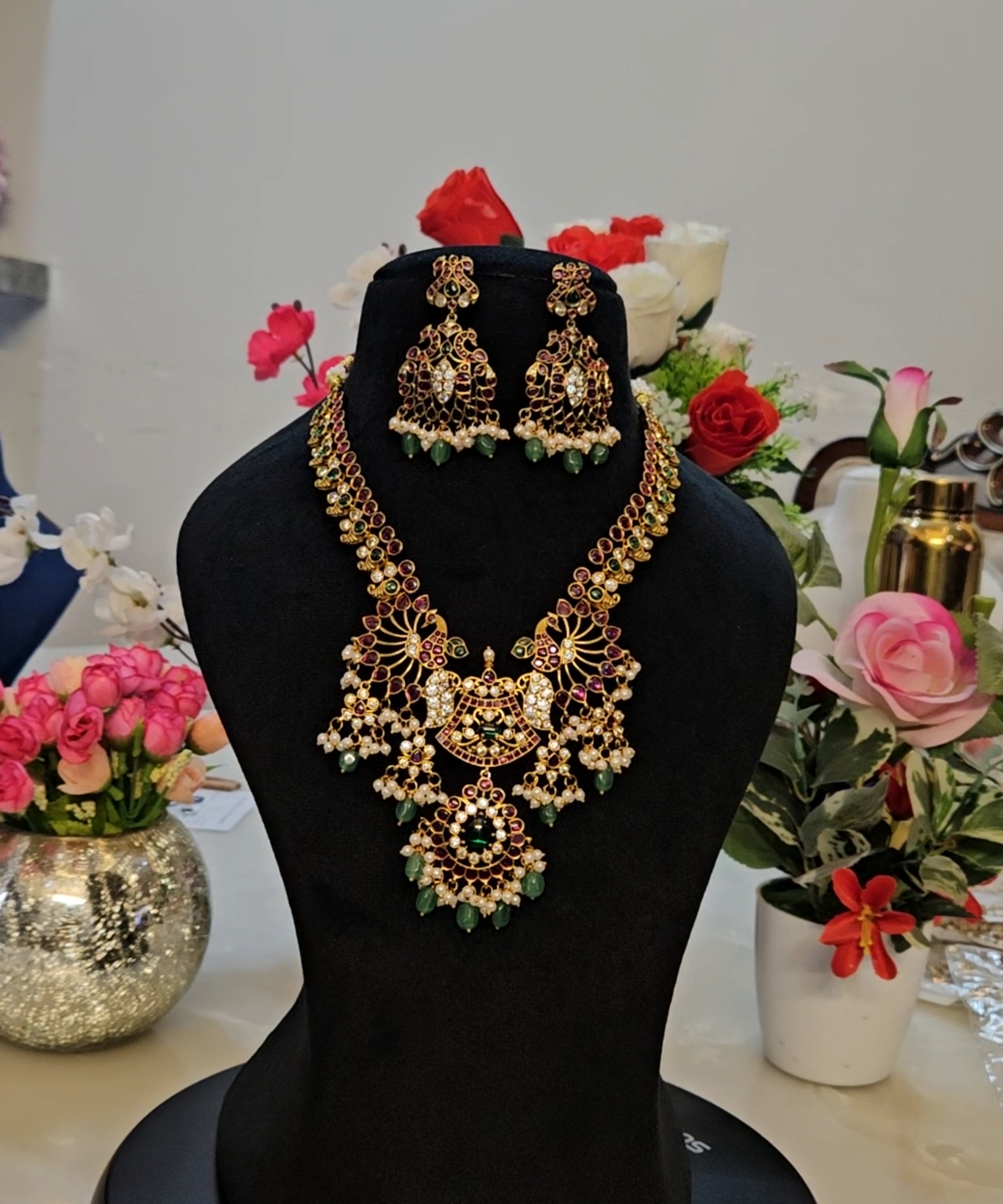Traditional  Jadau Kundan Necklace Set