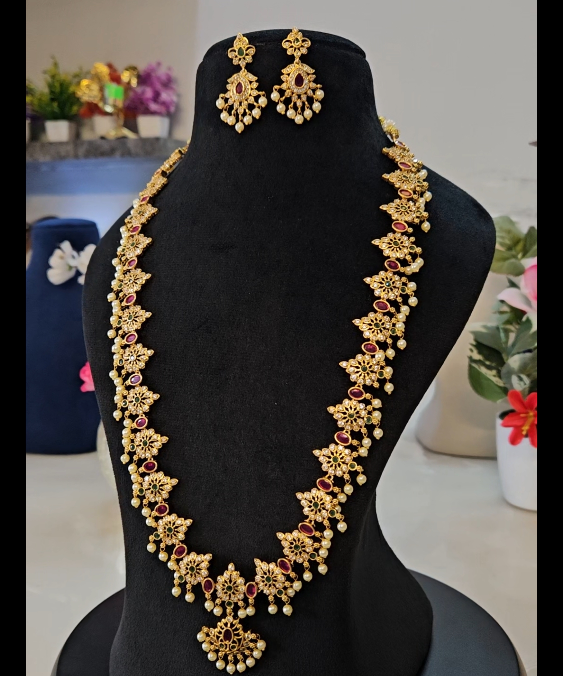 Traditional Jadau kundan Necklace Set