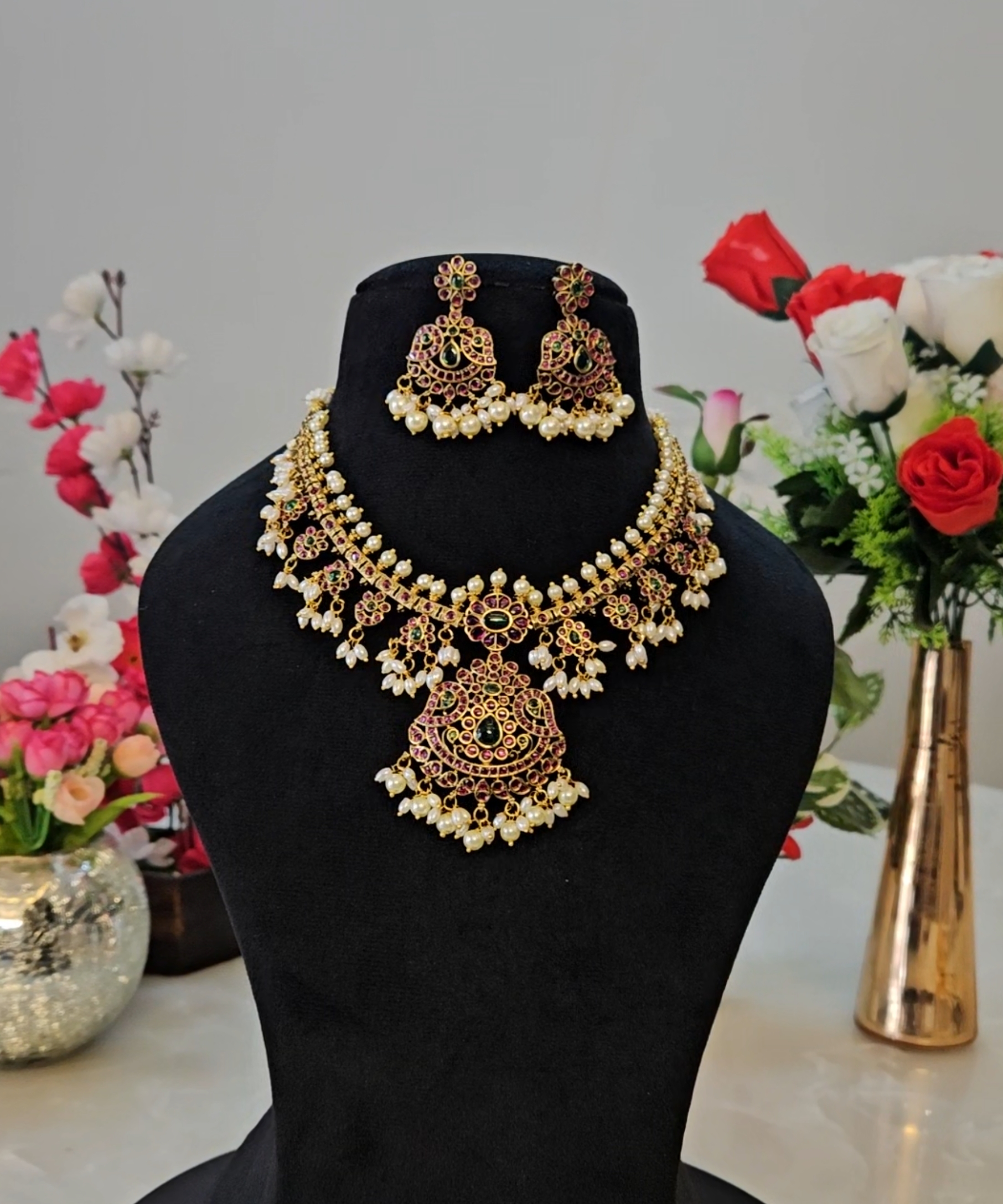 Traditional  Jadau Kundan Necklace Set