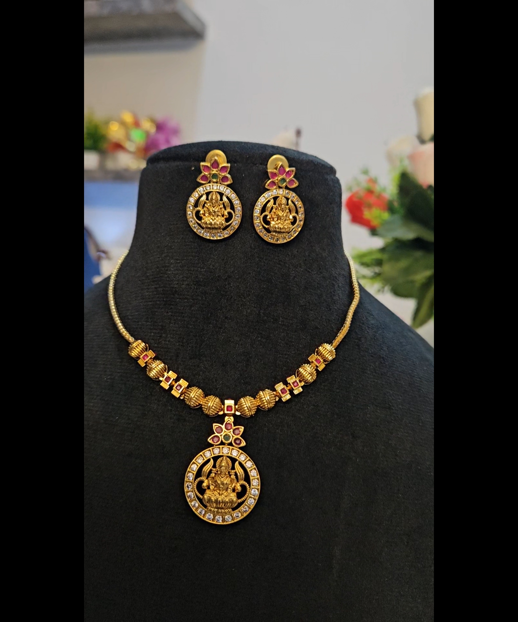 Traditional Temple Jewelry Set