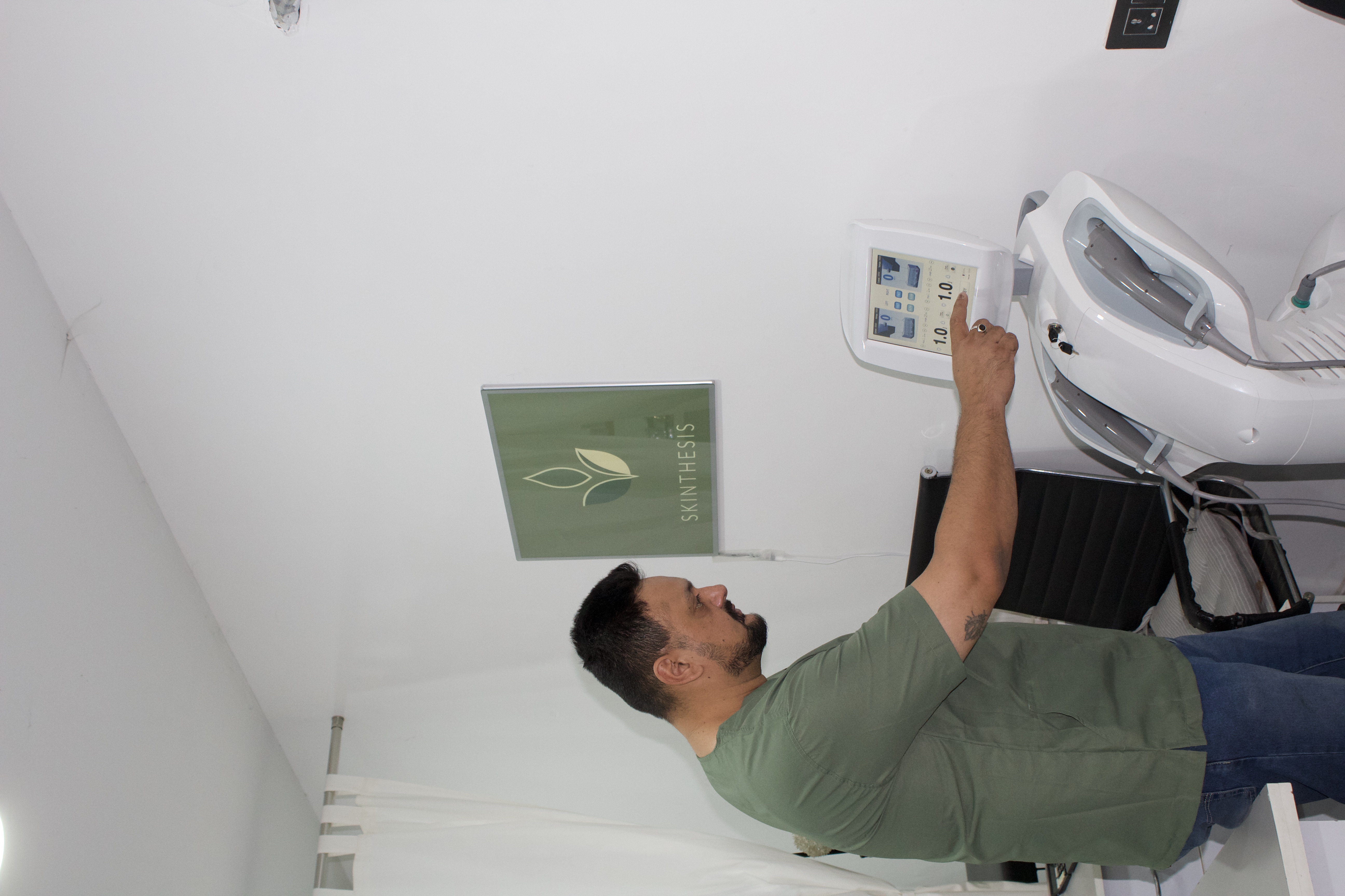 Book Your Personal Consultation with the Doctor