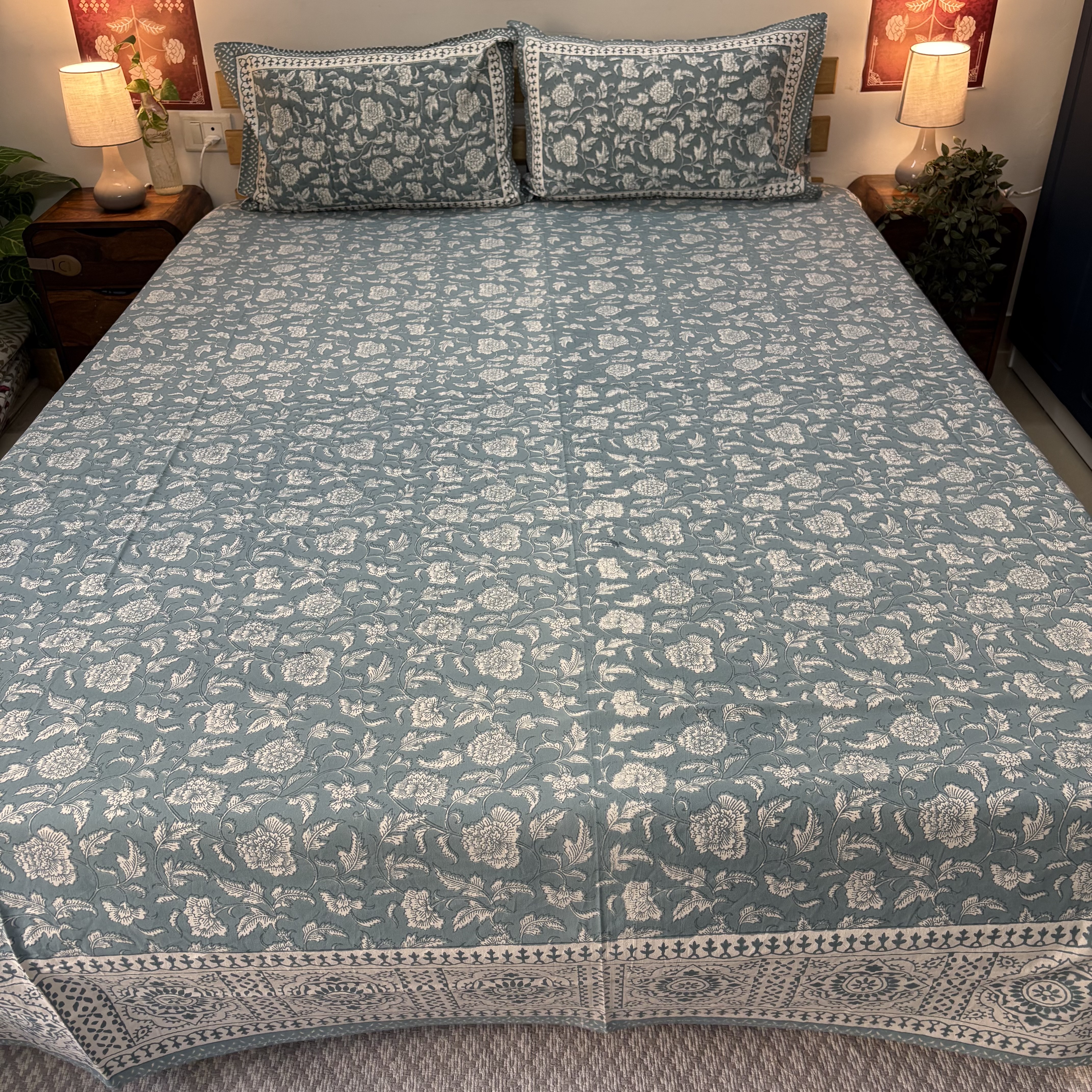 Floral Printed Bedsheet Set