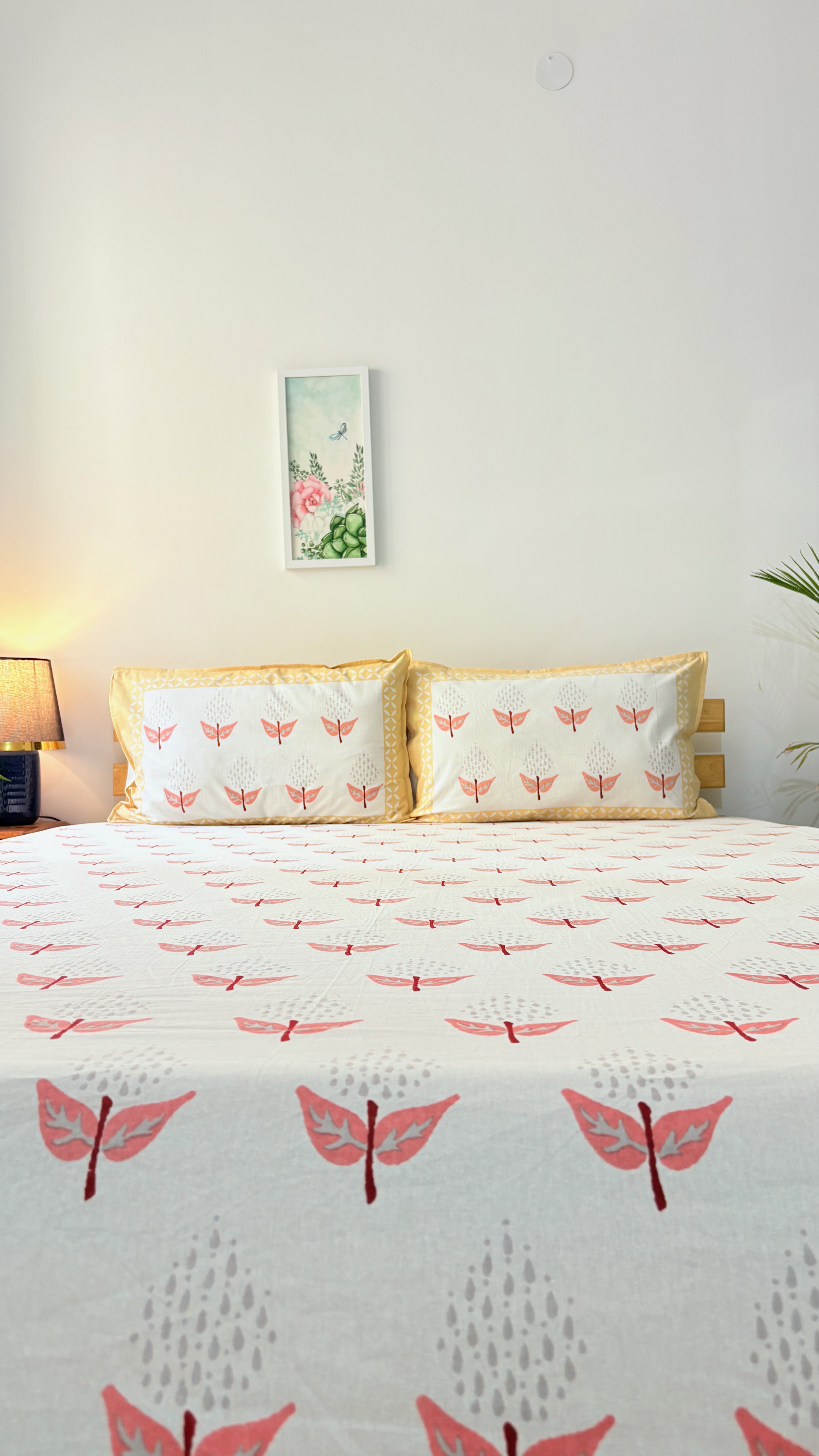 Geometric & Leaf Print Bedsheet Set