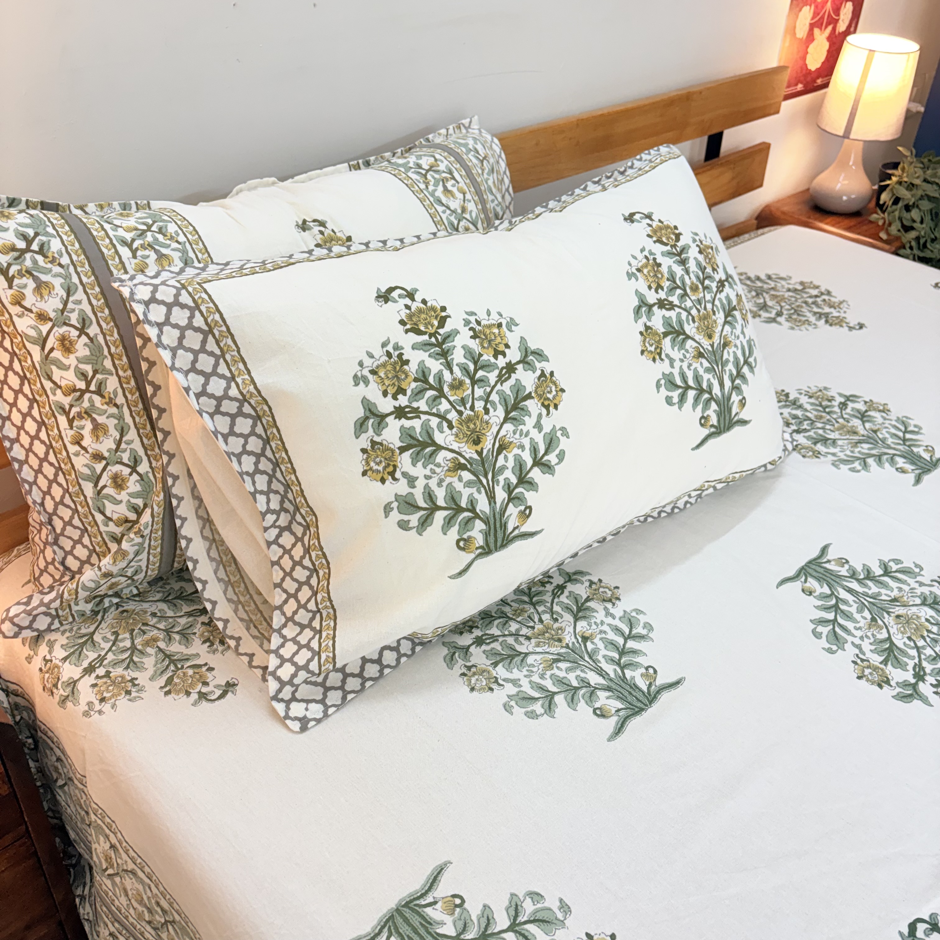 Floral king size Bedsheet