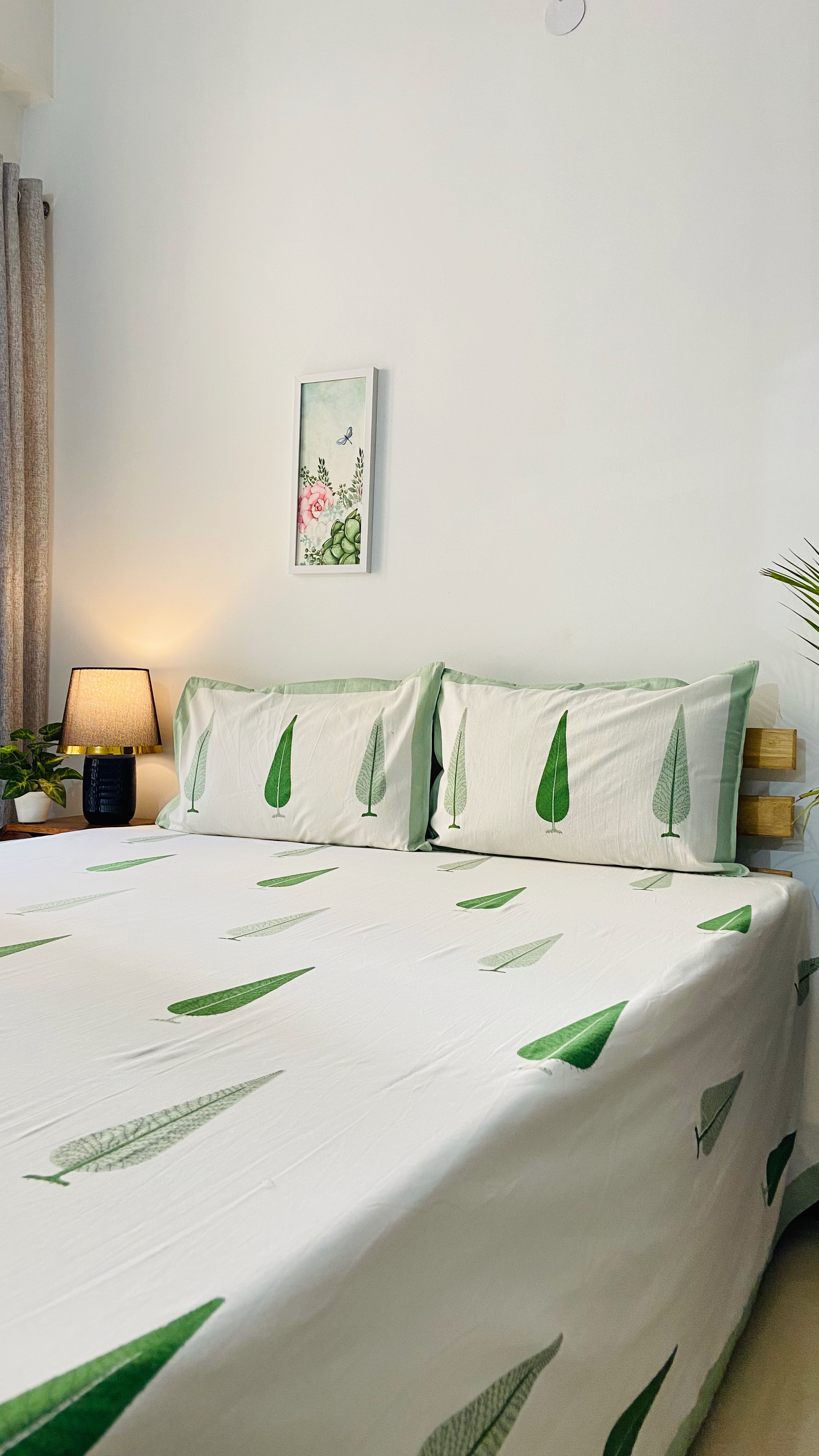 Green Leaf Print Bedding Set