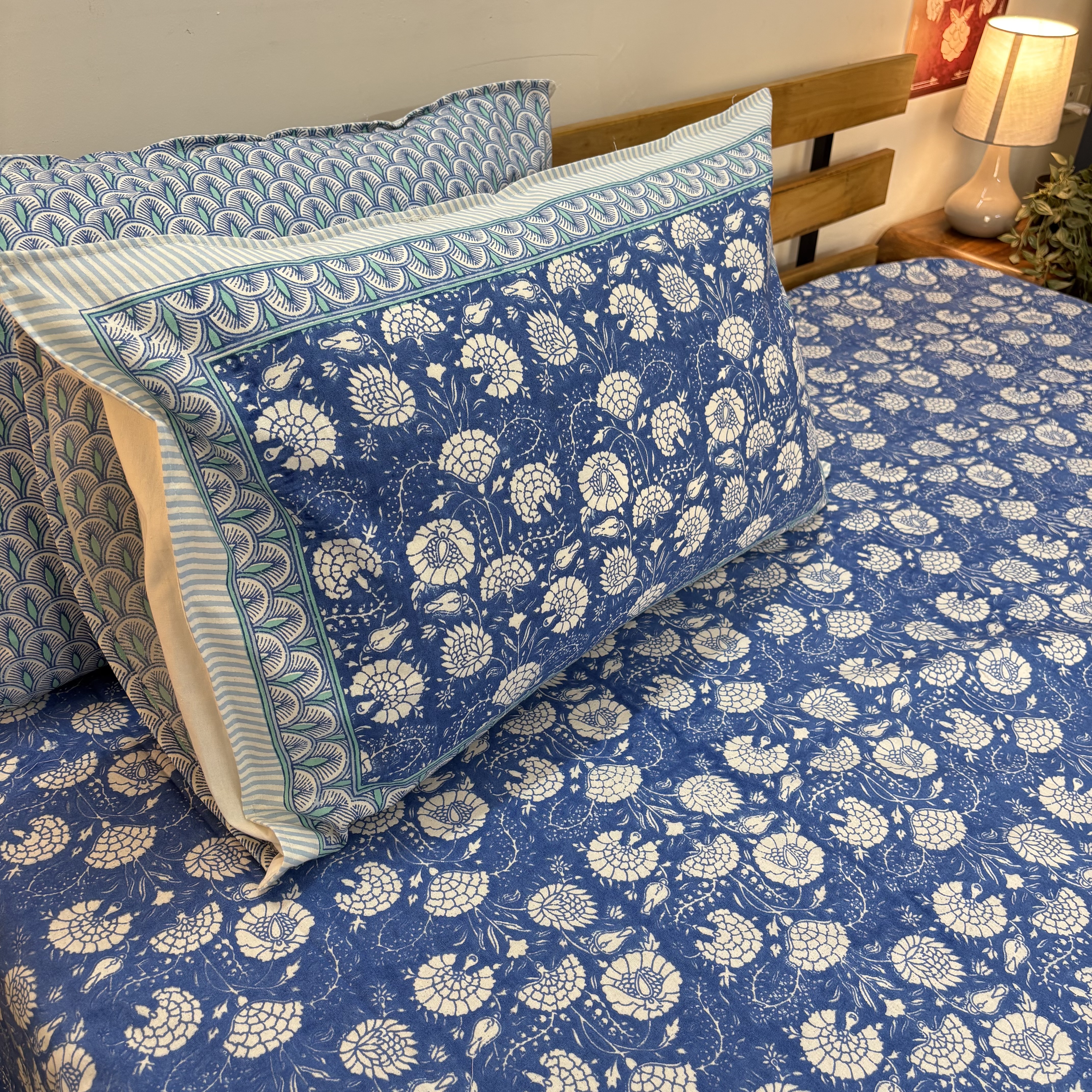 Blue Floral Print Cotton Bedsheet Set