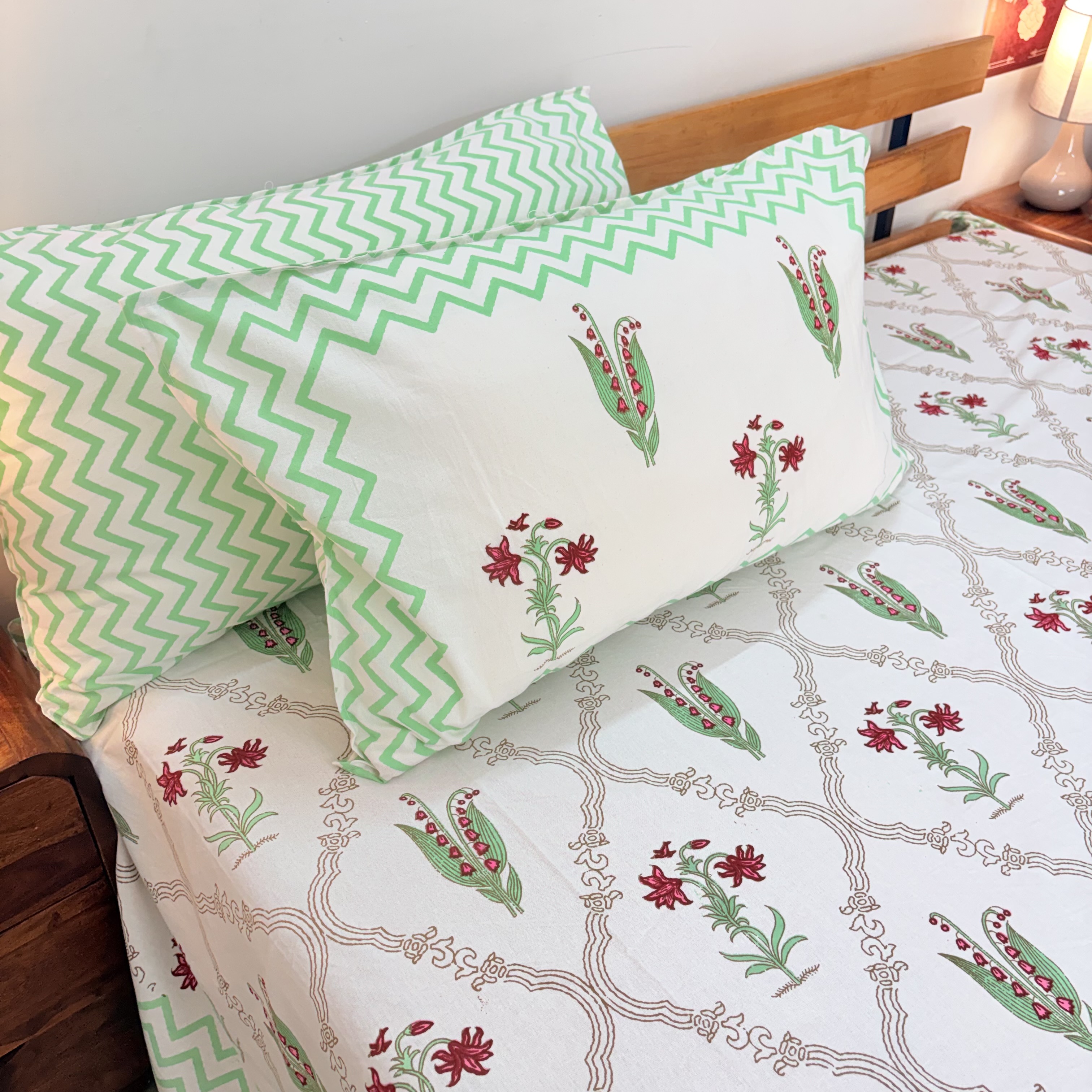 Floral Printed Cotton Bedsheet Set