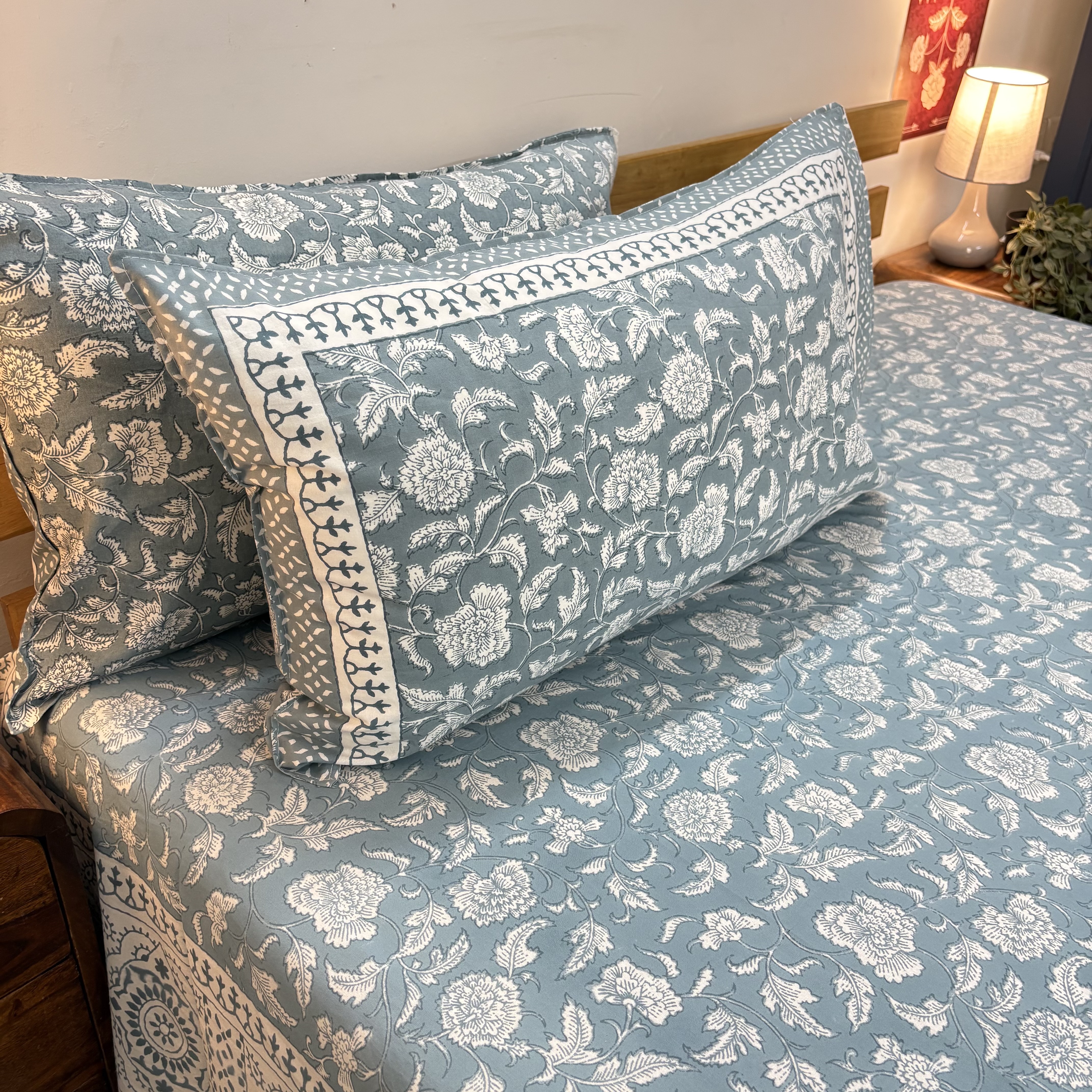 Floral Printed Bedsheet Set