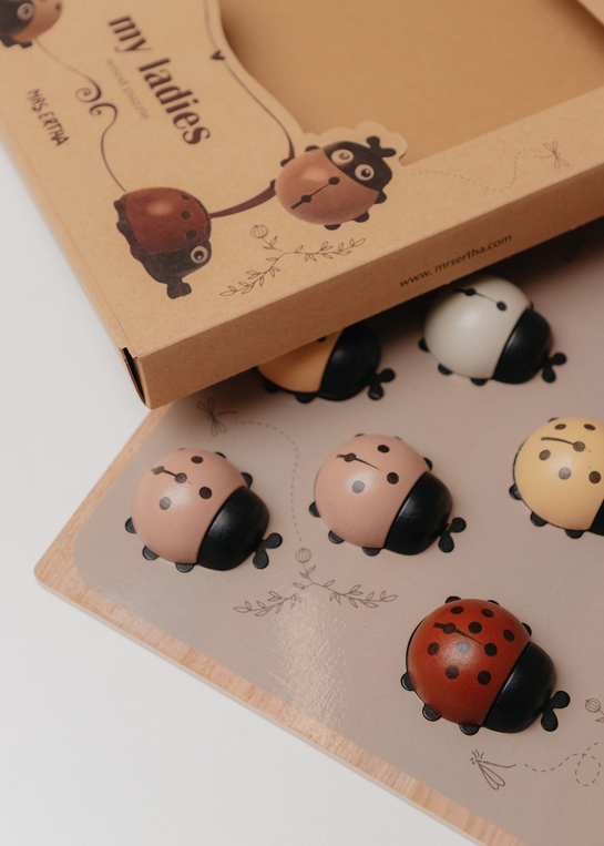 Mrs. Ertha medinė dėlionė „My Little Ladybugs“