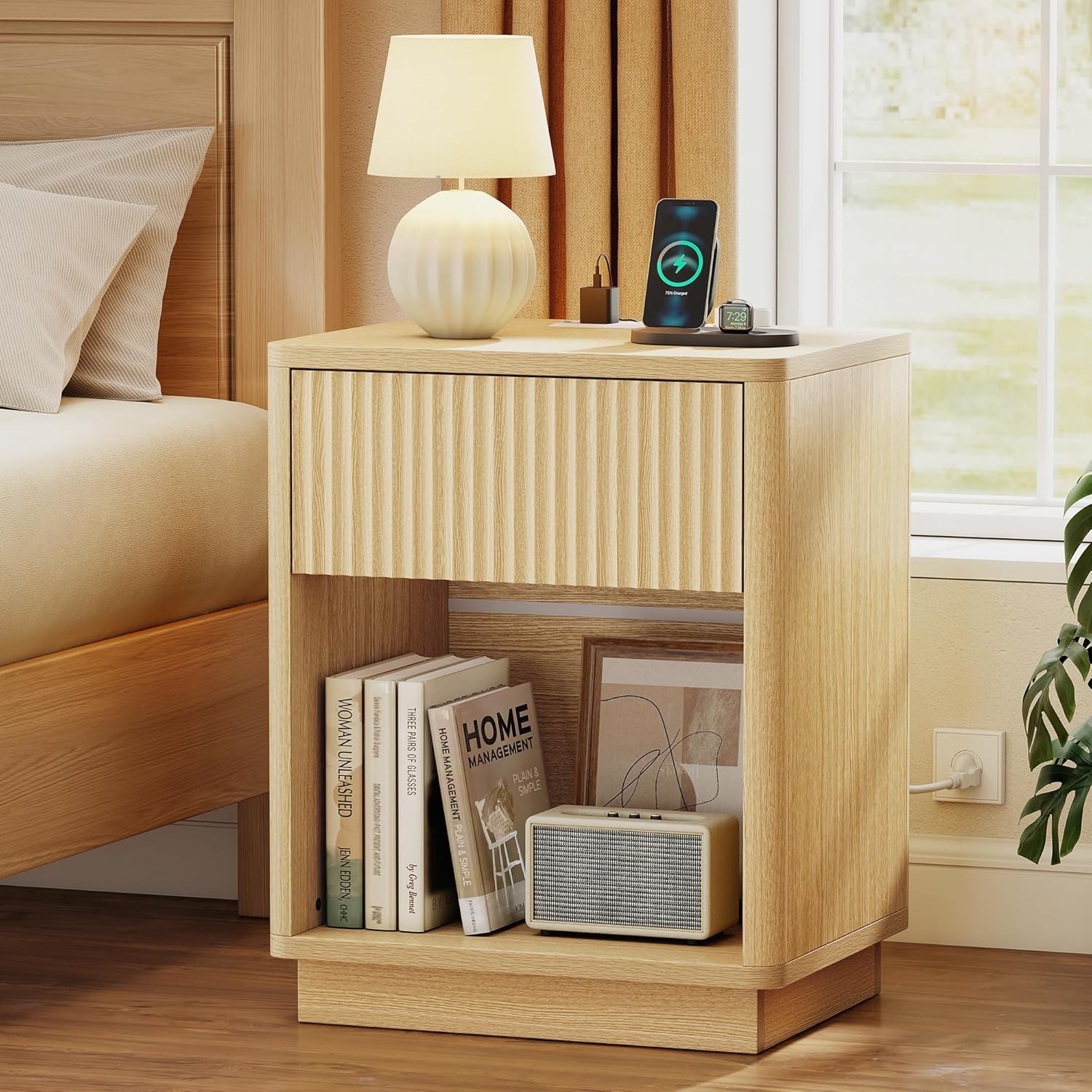 Baoz Fluted Nightstand with Charger Station, USB-C Port, Mid Century Modern Beside Table with Storage Drawer & Open Shelf, Curved Wooden Accent Side End Table for Bedroom, Dorm(Oak)