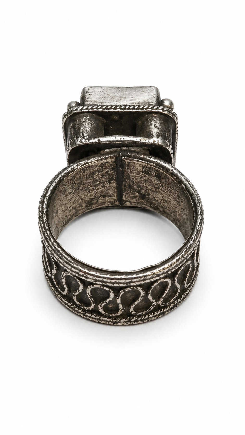Old Tribal Silver Ring w/ Red Glass Inset~Size 10