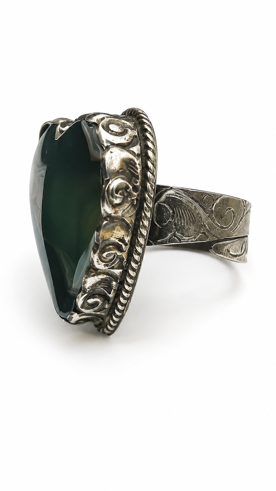 Large Embossed Tibetan White Metal Ring w/ Gorgeous Labradorite Heart Shaped Gemstone~ Size is adjustable