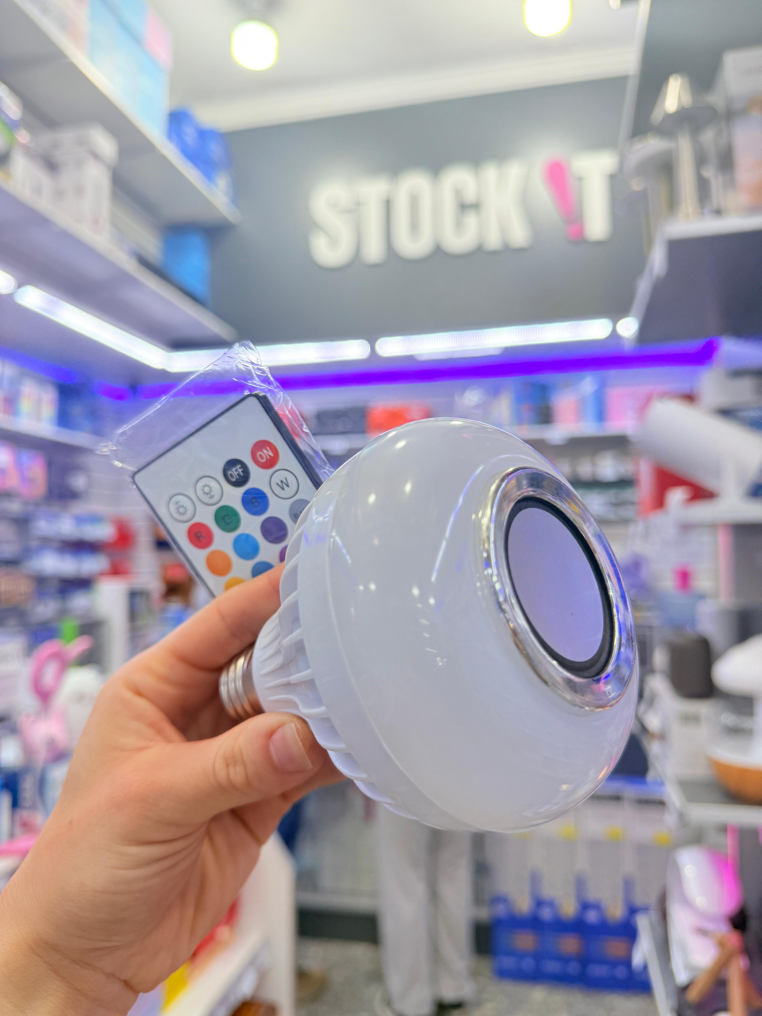 FOCO RGB CON PARLANTE BLUETOOTH(6348 )