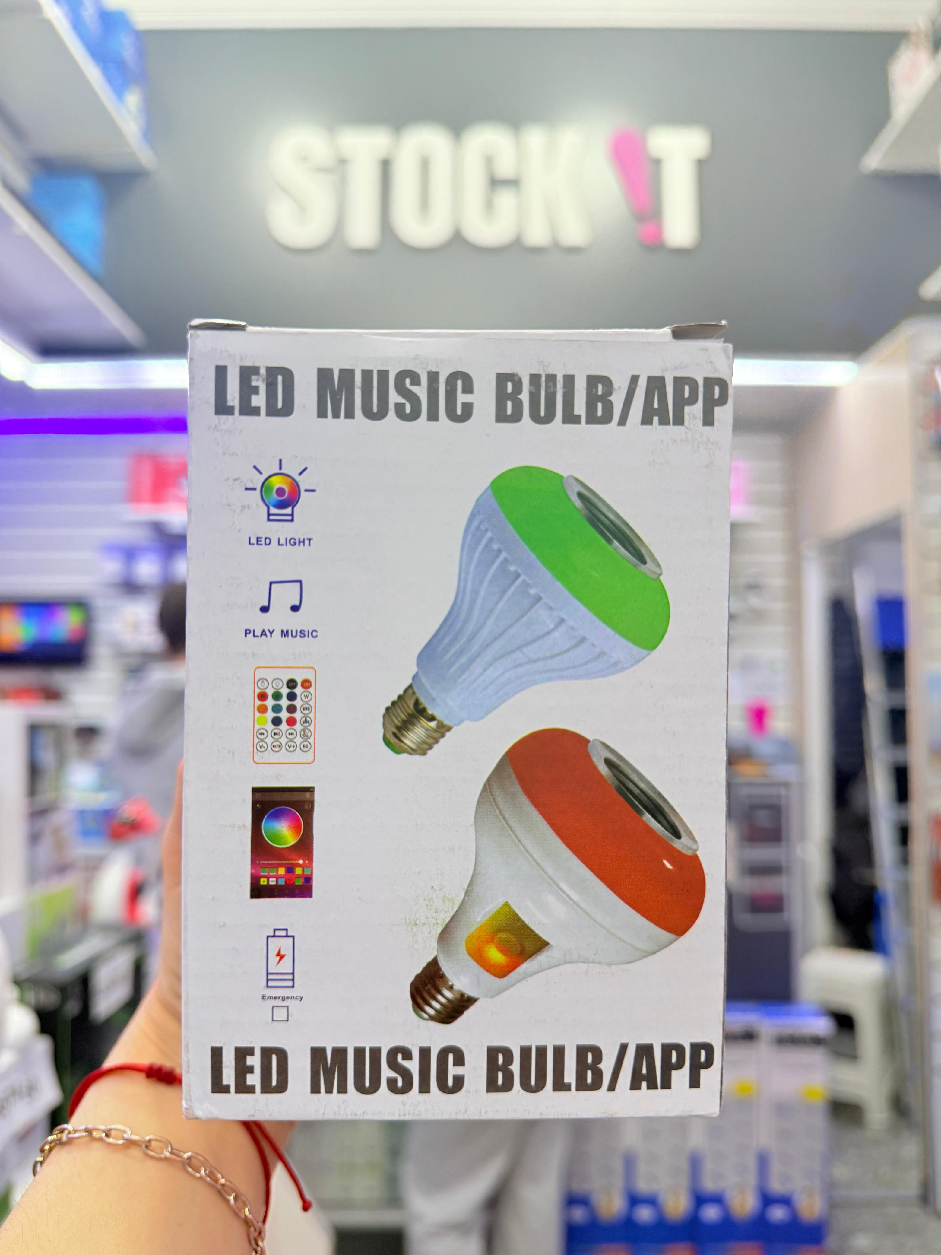 FOCO RGB CON PARLANTE BLUETOOTH(6348 )
