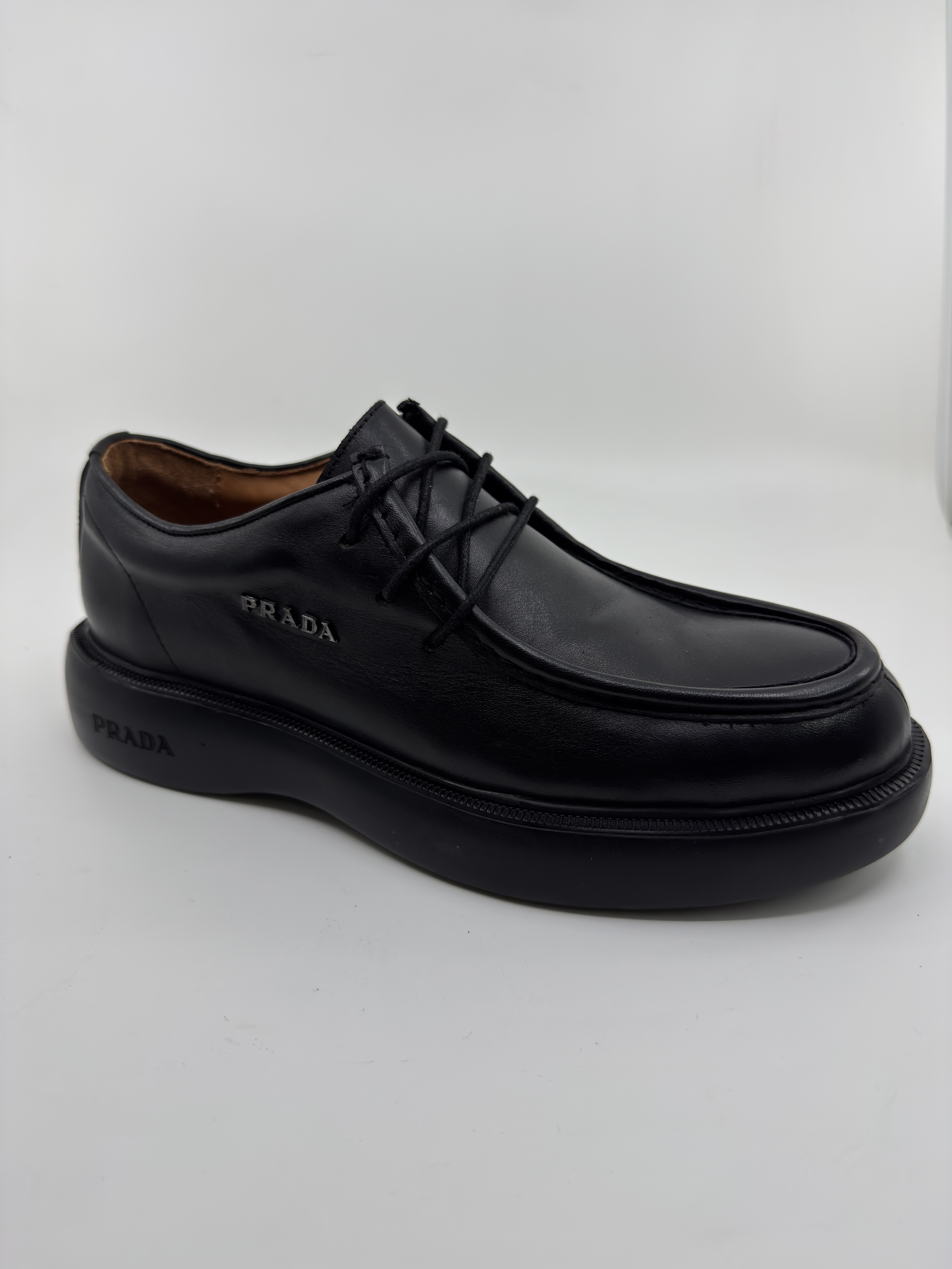 Prada Siyah Deri Erkek Ayakkabı