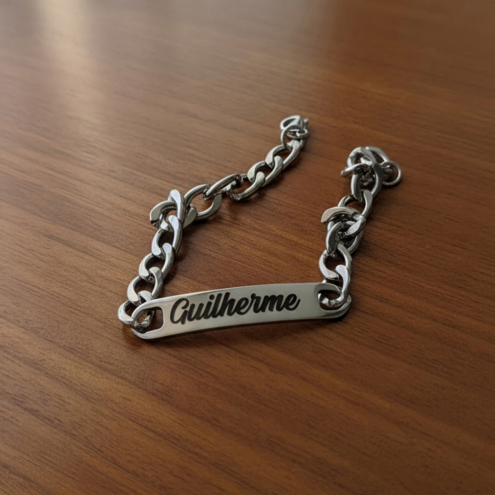 Pulsera de Acero Inoxidable Personalizada con Nombre + Tarjeta de Regalo Opcional
