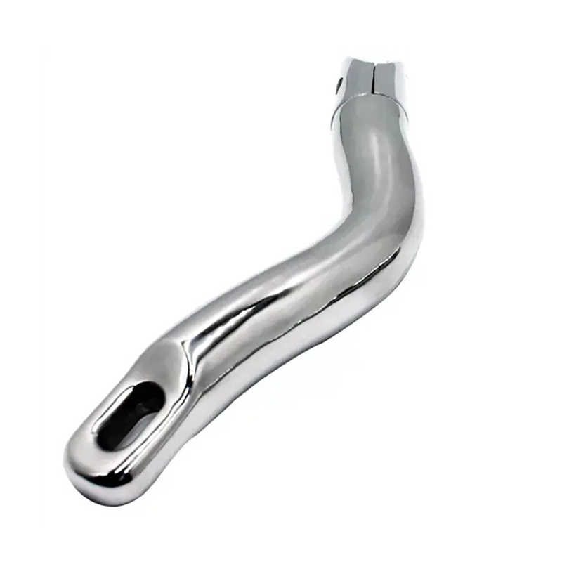 Polished 316 stainless steel anchor chain links for yachts.