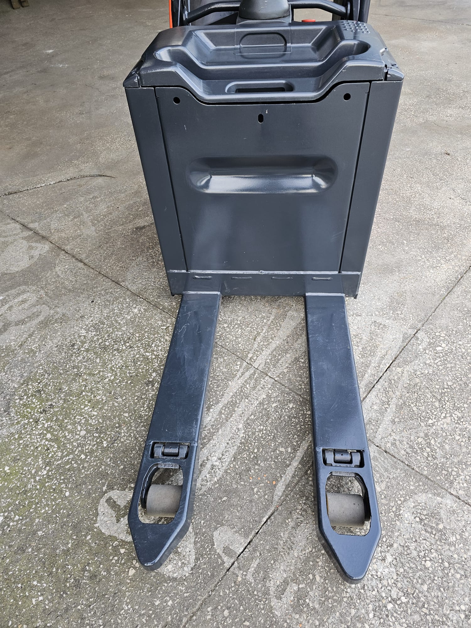 Porta Paletes Linde T20 SP 2017