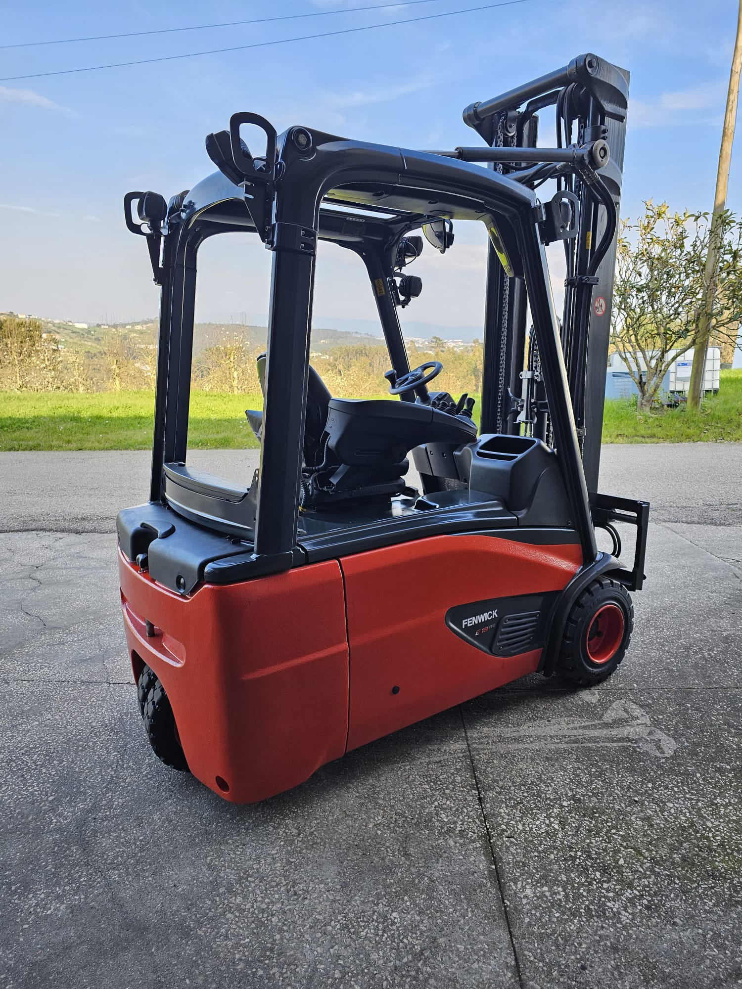 Empilhador Linde E18 Evo 2019