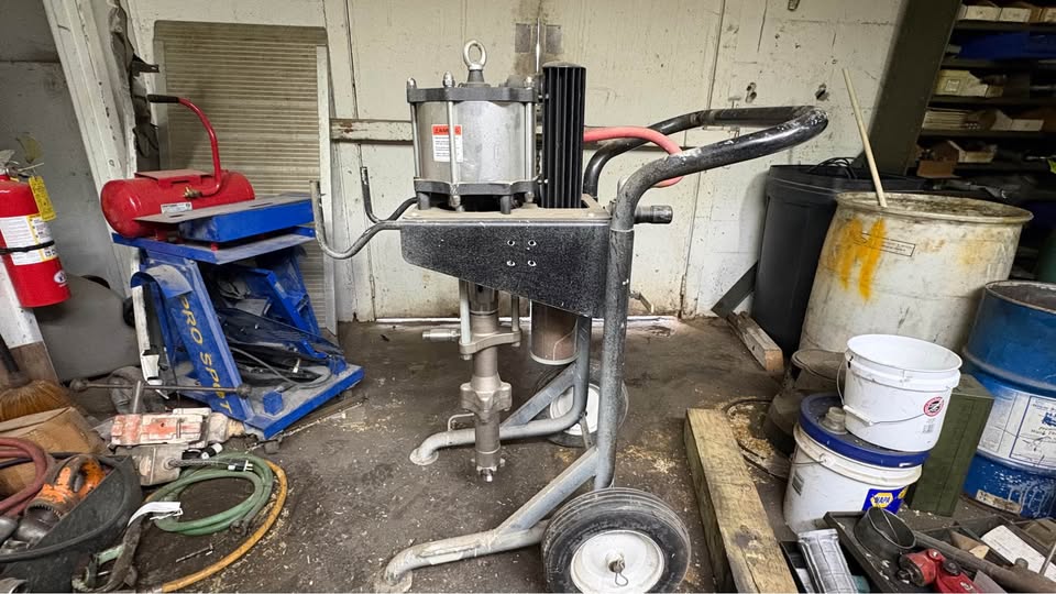 Binks MX22060PU-CAK 220cc 60:1 High-Pressure Ram Pump System