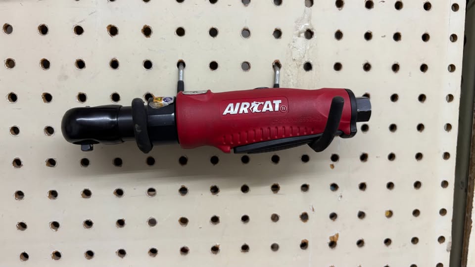 AIRCAT 1/4" Pneumatic Ratchet Wrench