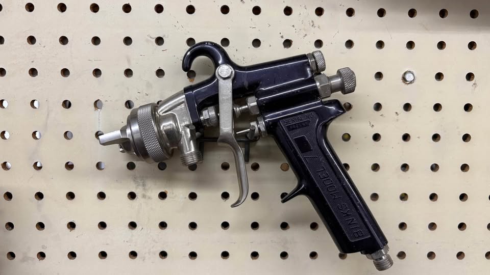 Binks Model 7 Conventional Suction Feed