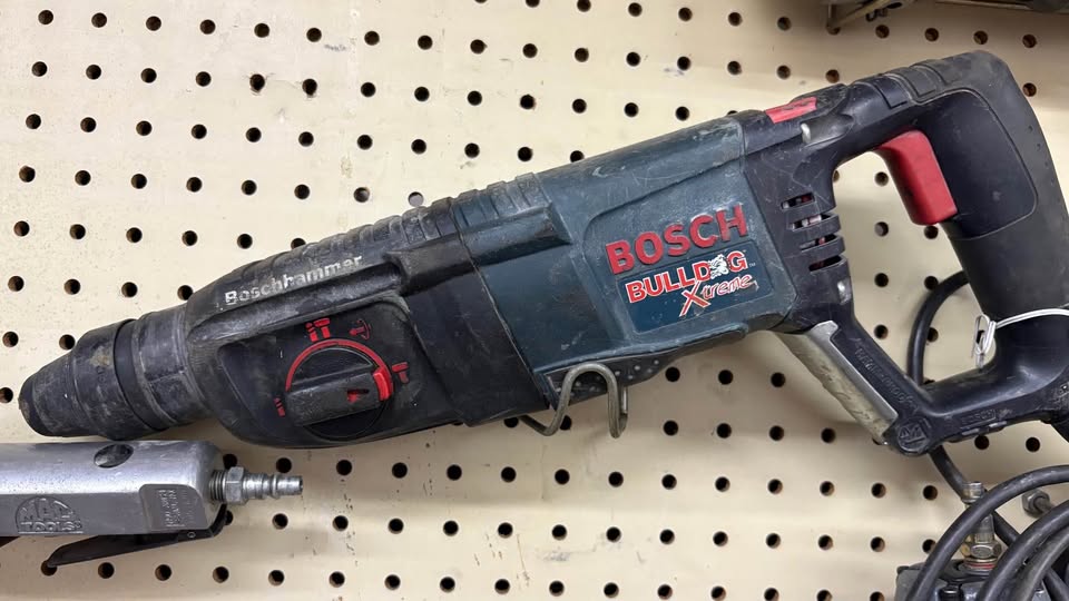 Bosch 11255VSR Bulldog Xtreme Rotary Hammer