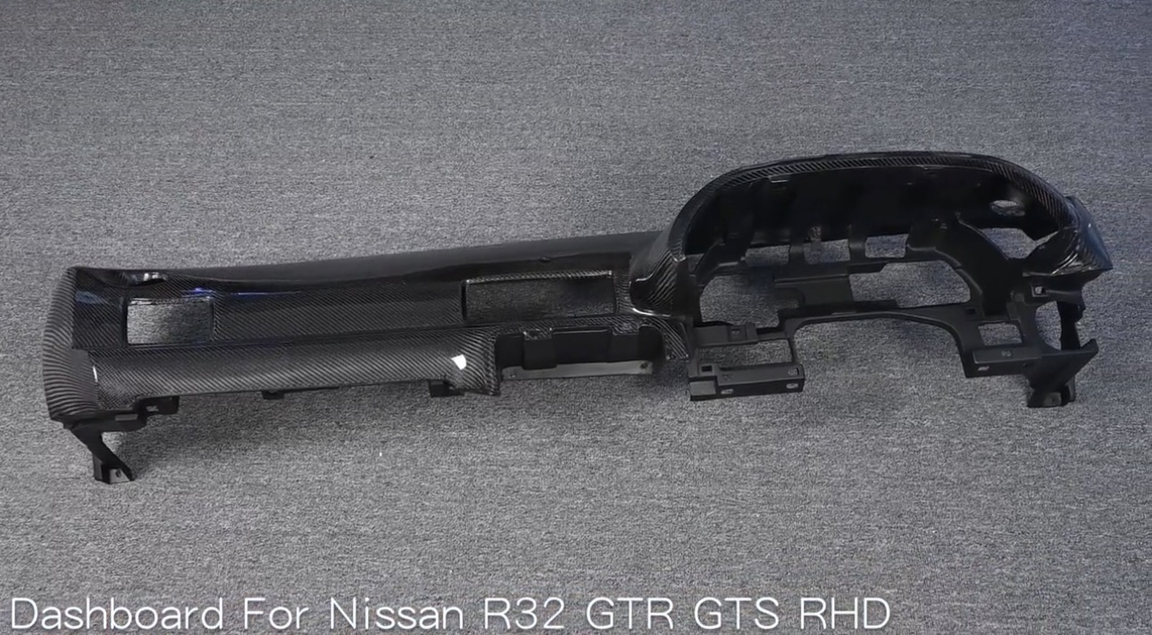 CARBON For 89-94 Nissan Skyline R32 GTR GTS RHD Dashboard w/ Center Hole Cutout