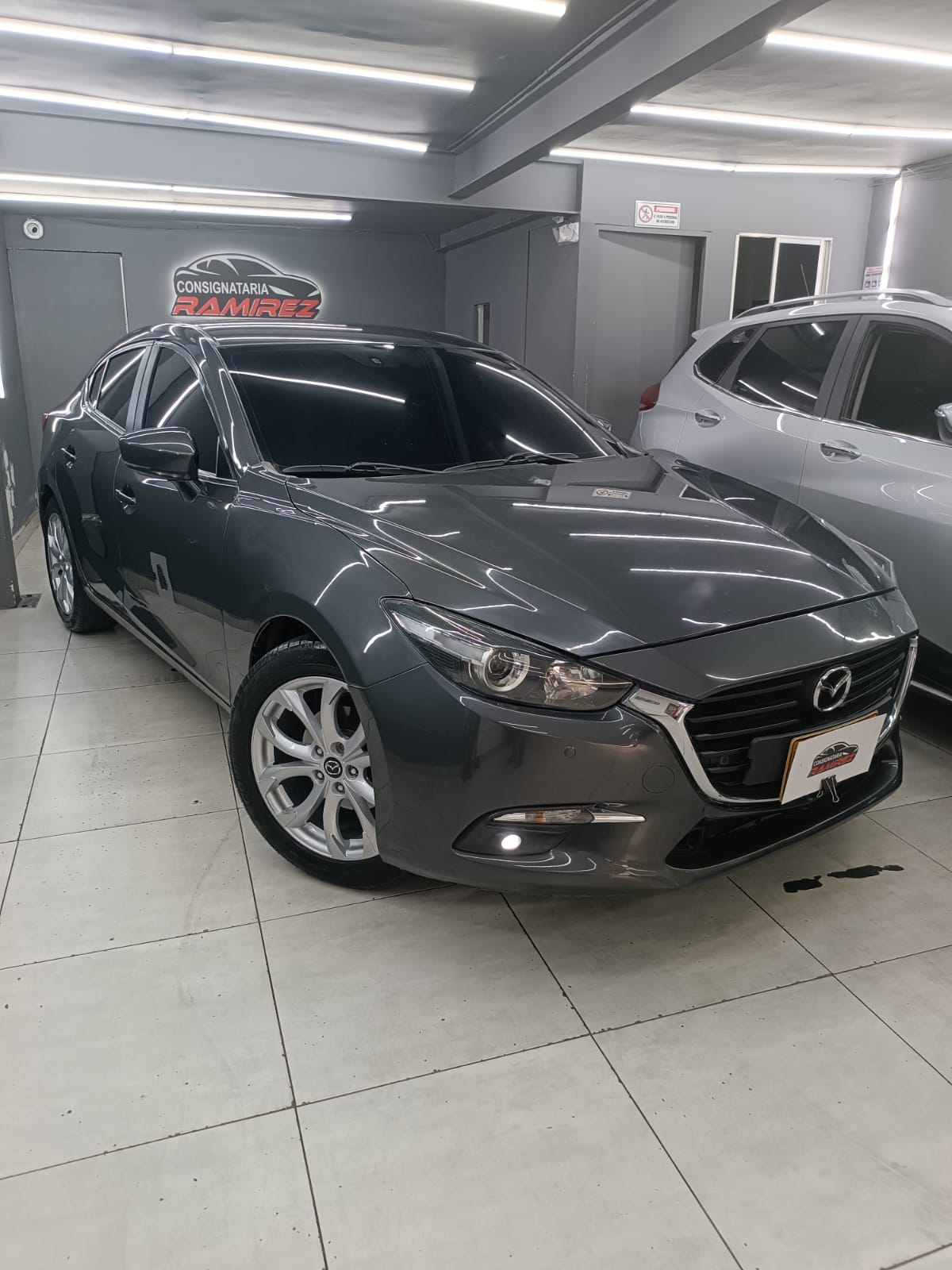Mazda 3 Touring Salvamento $54.900.000