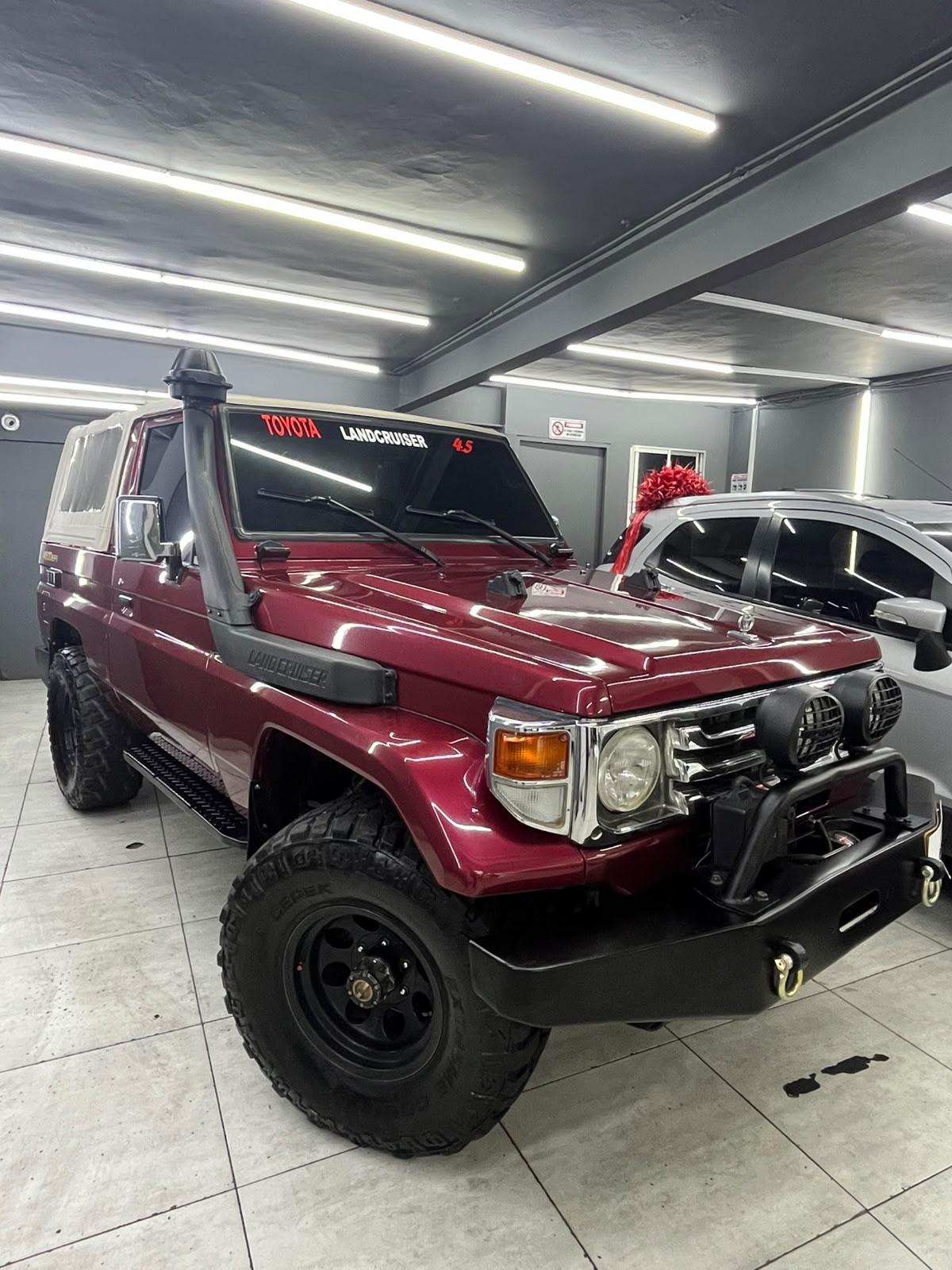 Toyota Land Cruiser 4.5 $124.900.000
